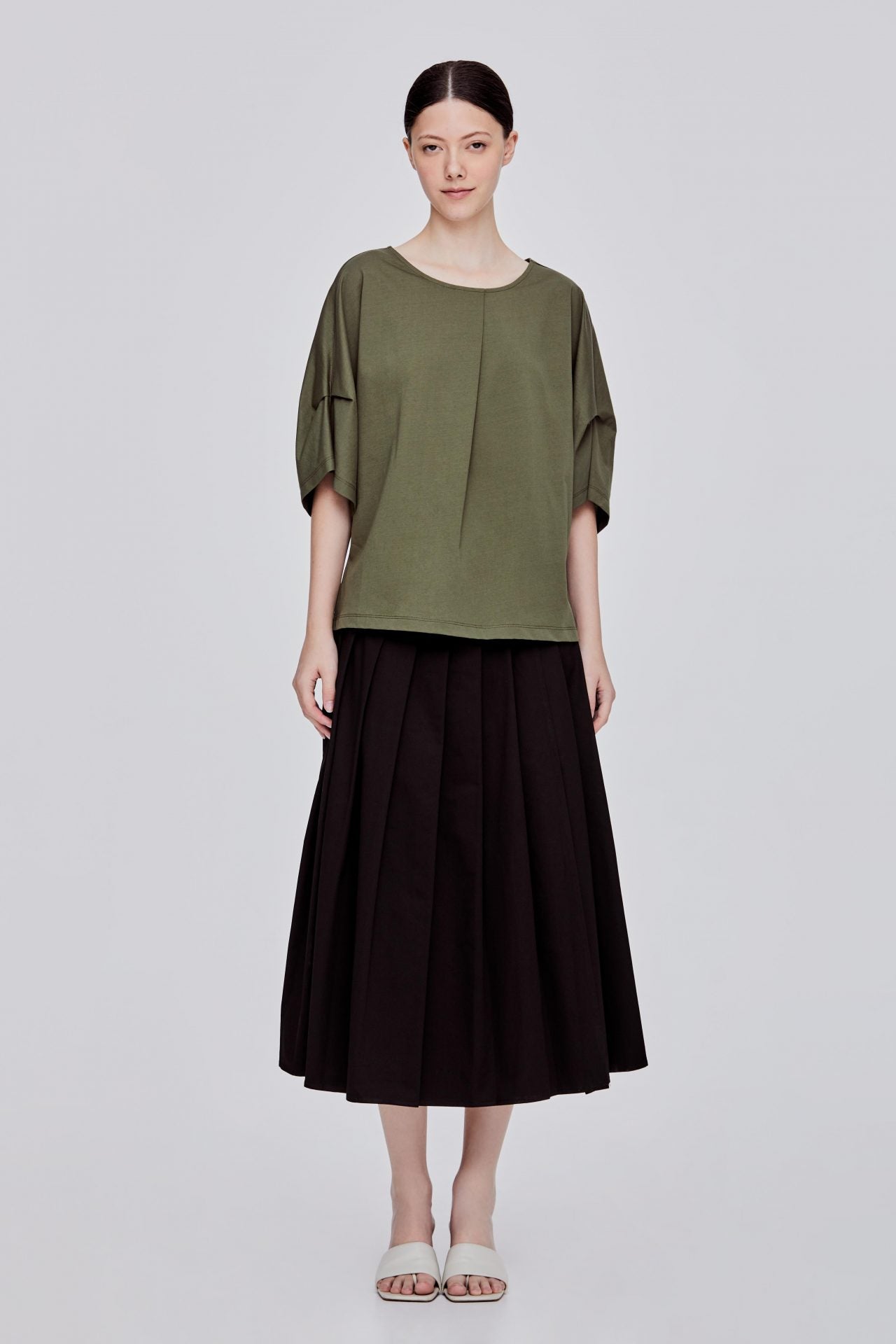 color:KHAKI GREEN