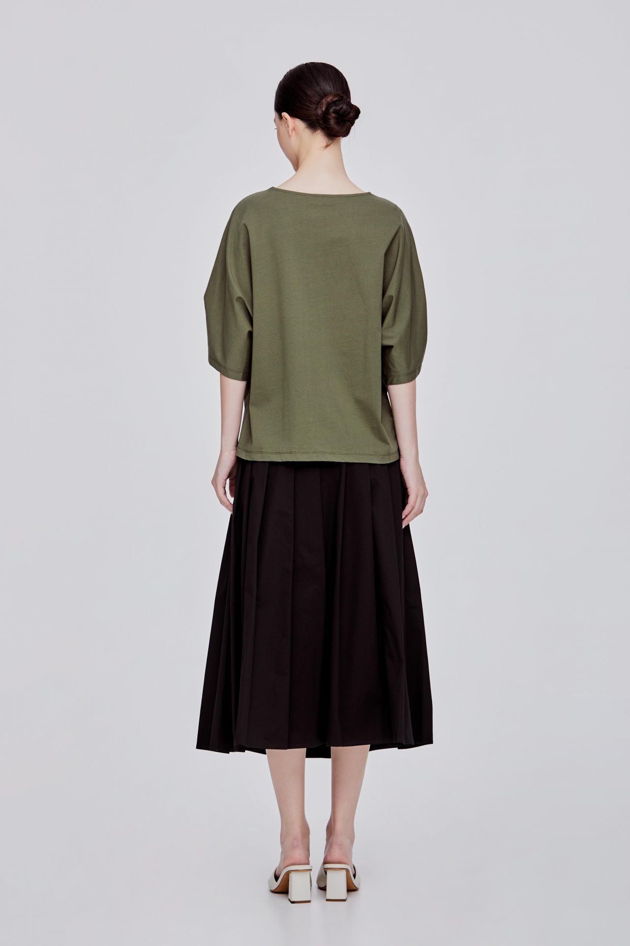 color:KHAKI GREEN