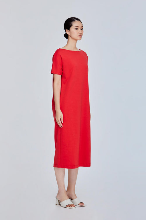 color:RED