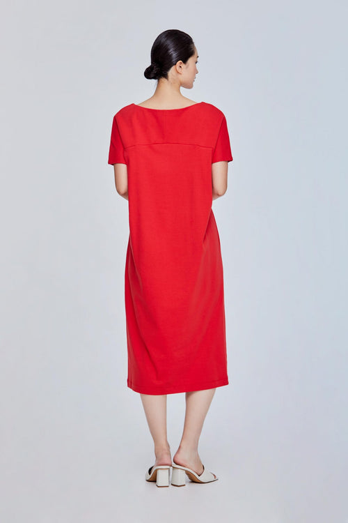 color:RED
