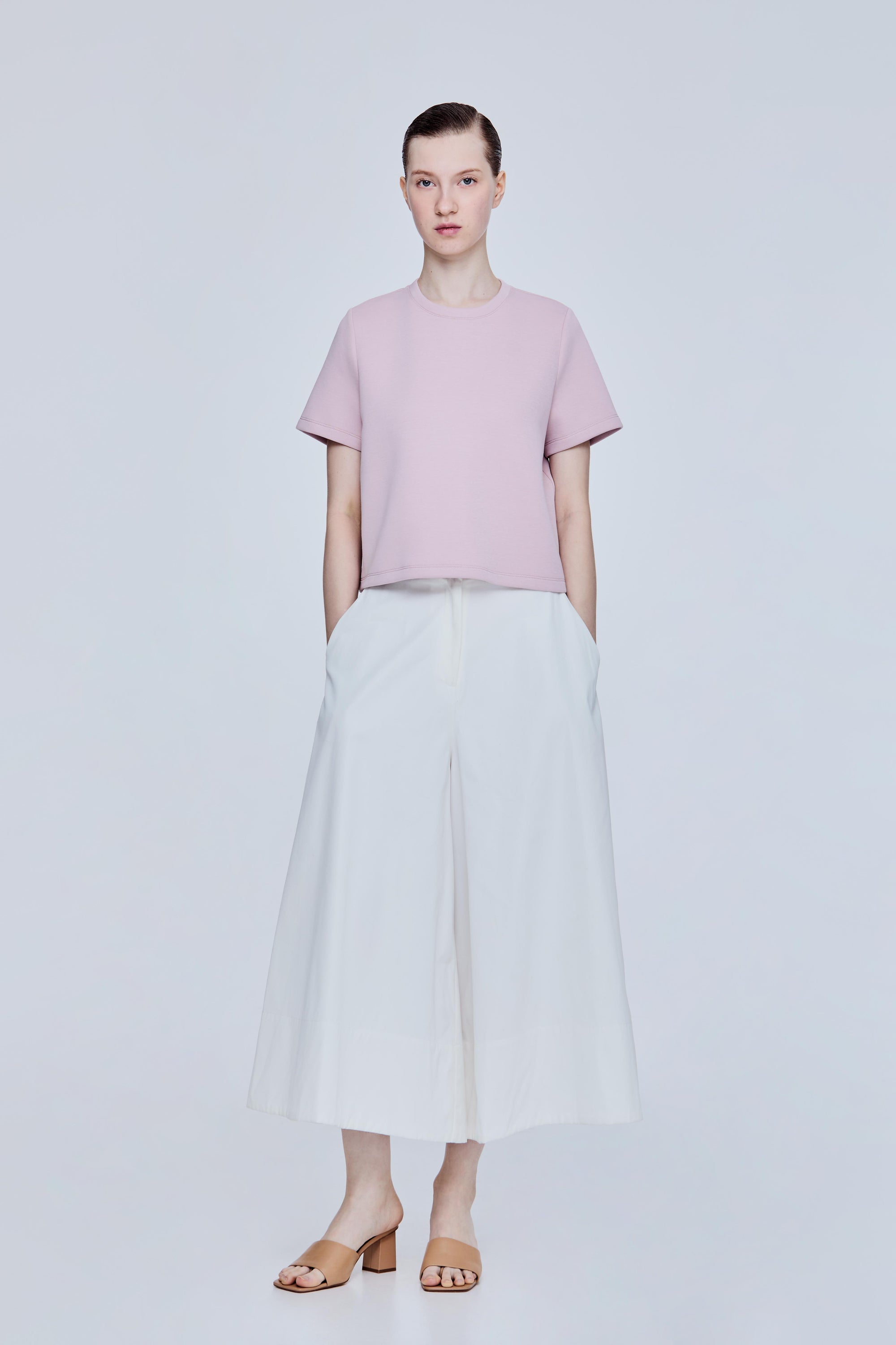 color:BLUSH