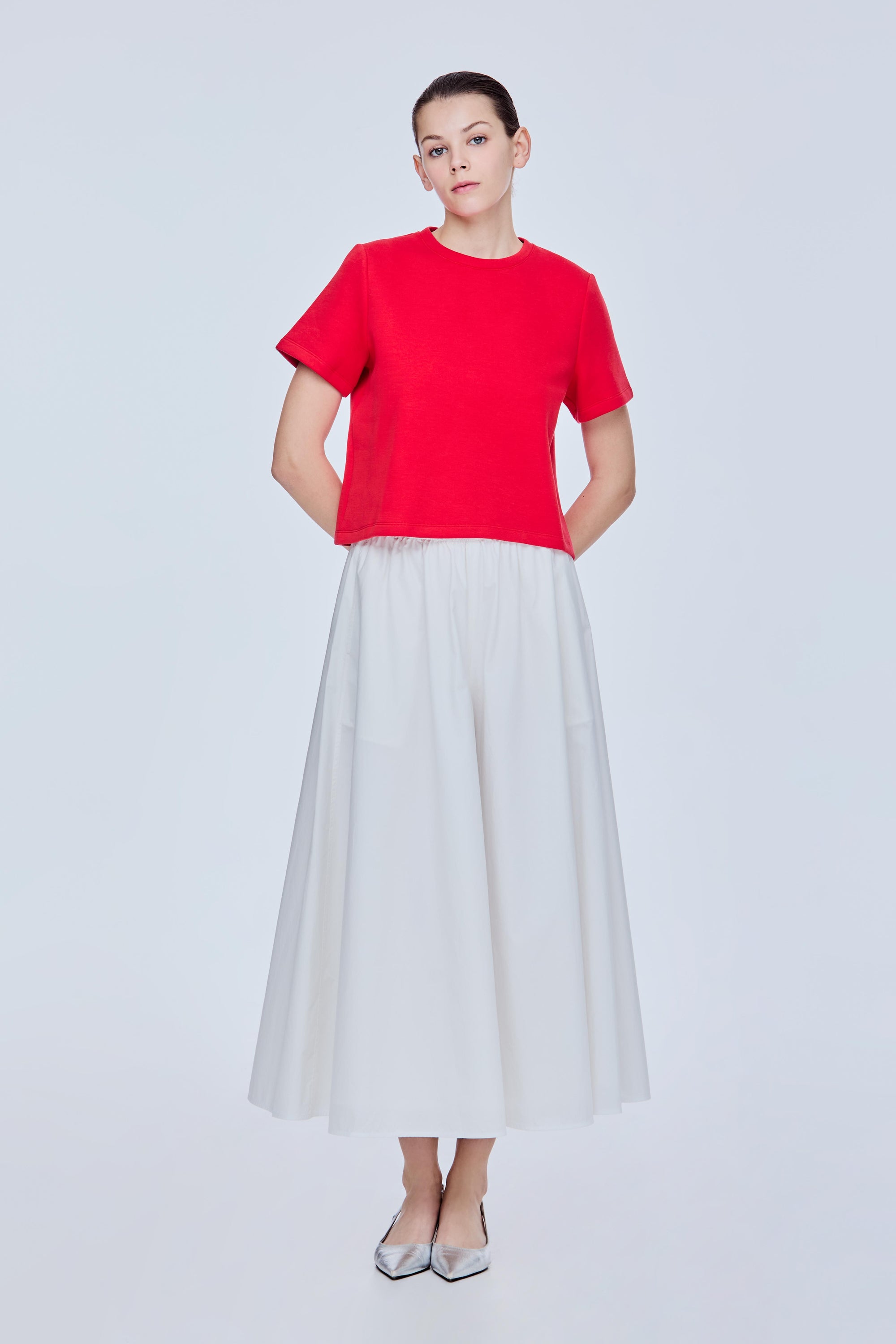 color:SCARLET