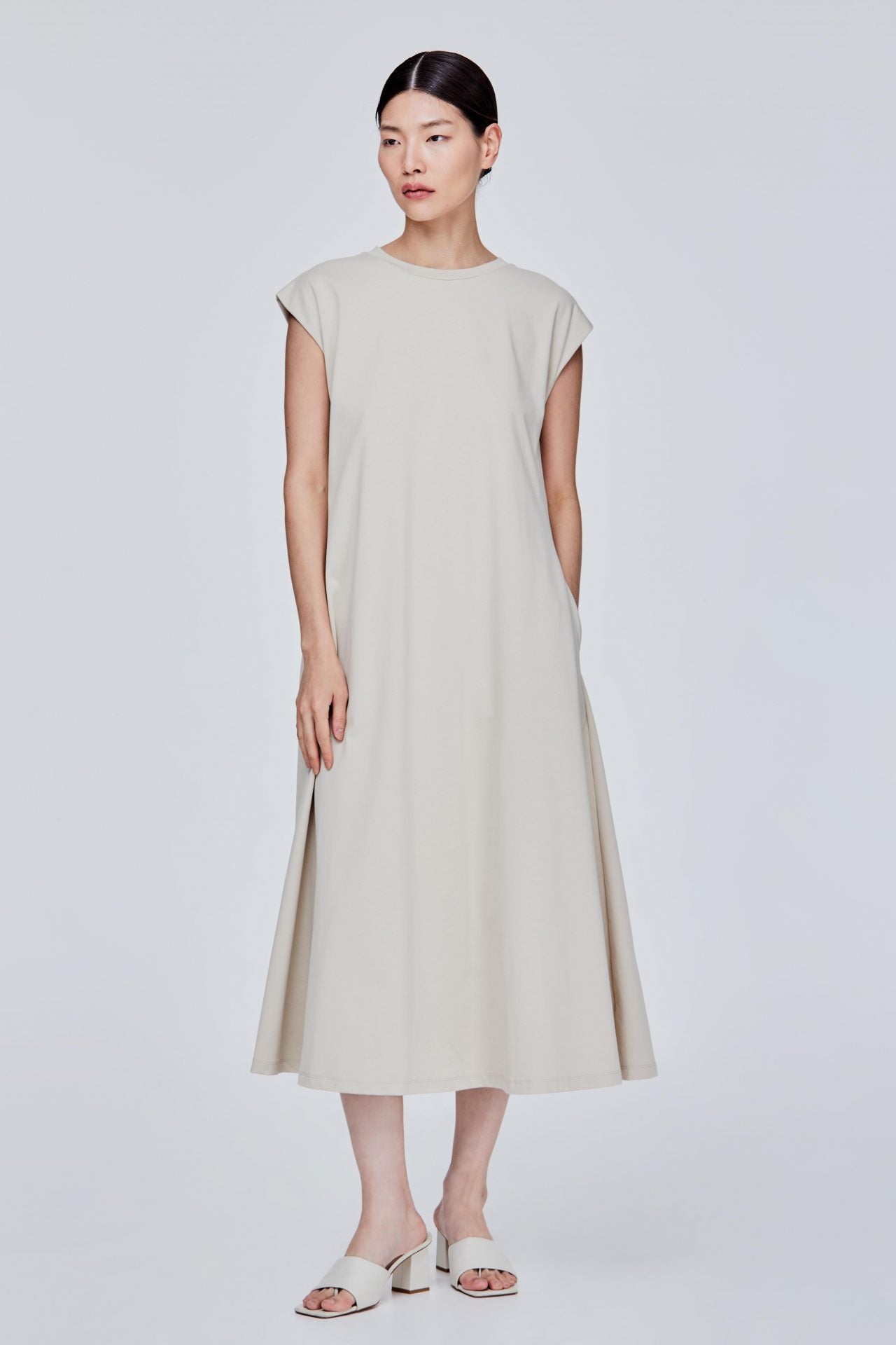 color:TAUPE