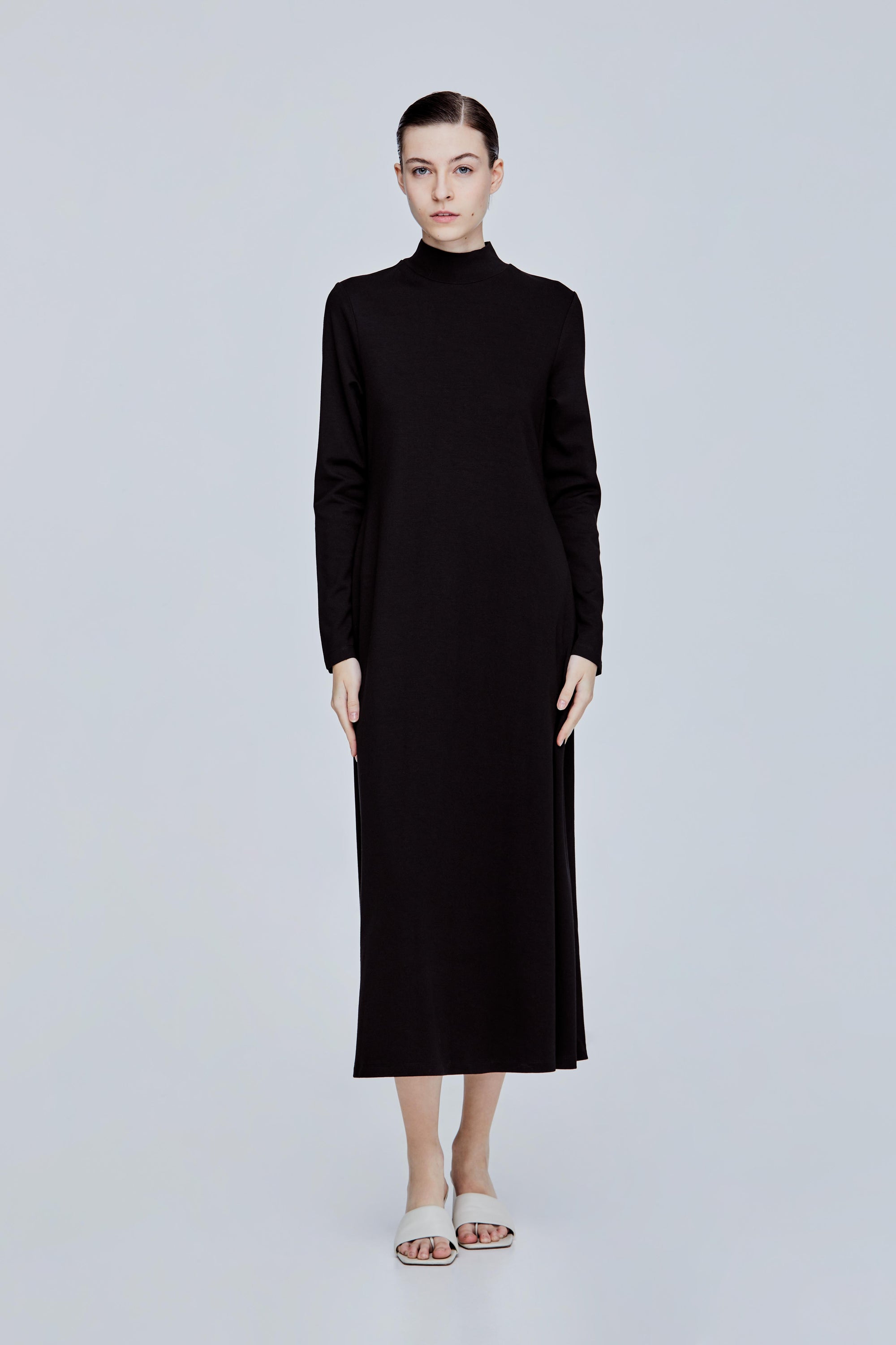 color:NOIR