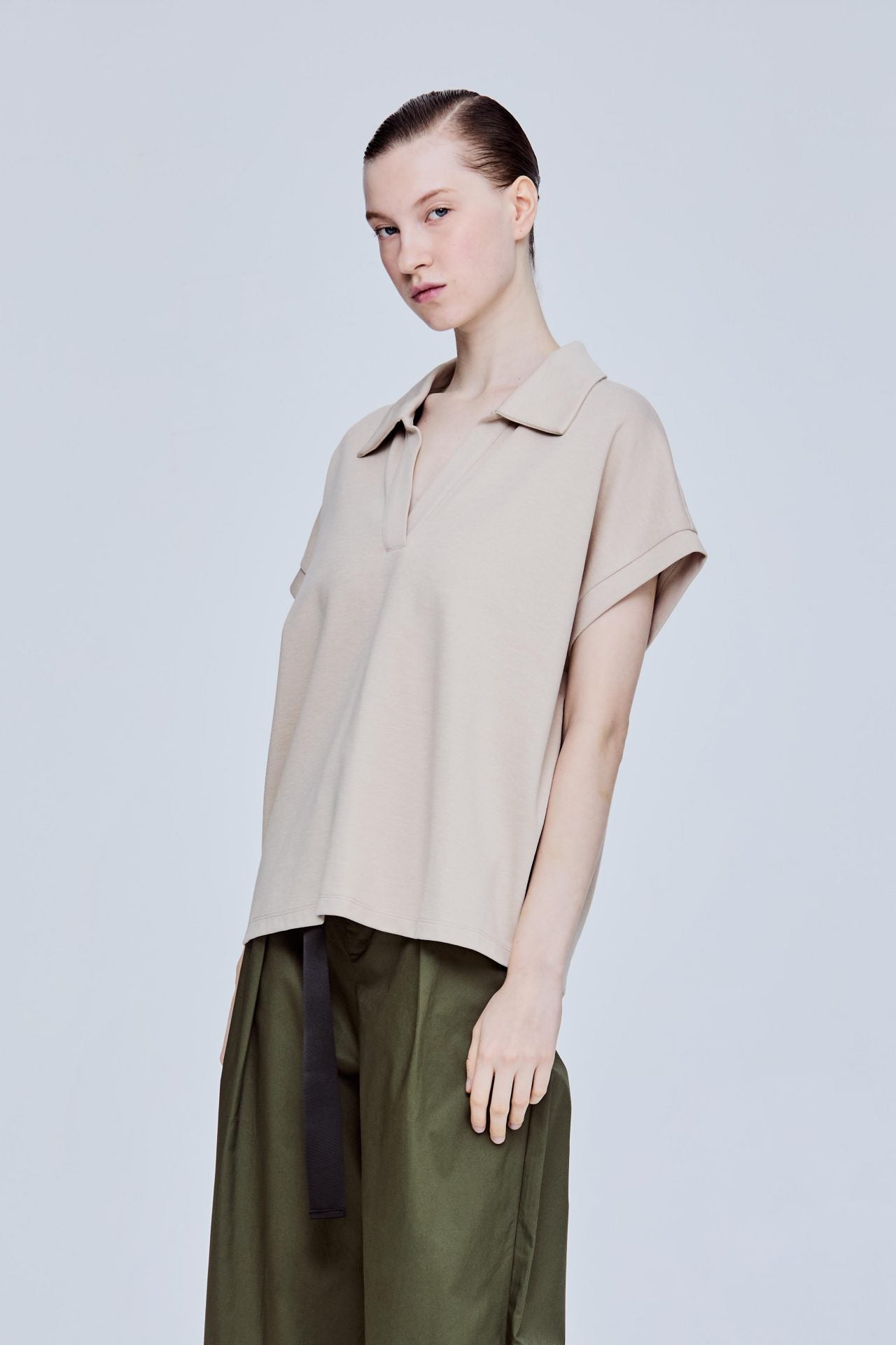 color:KHAKI