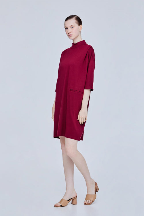 color:BURGUNDY