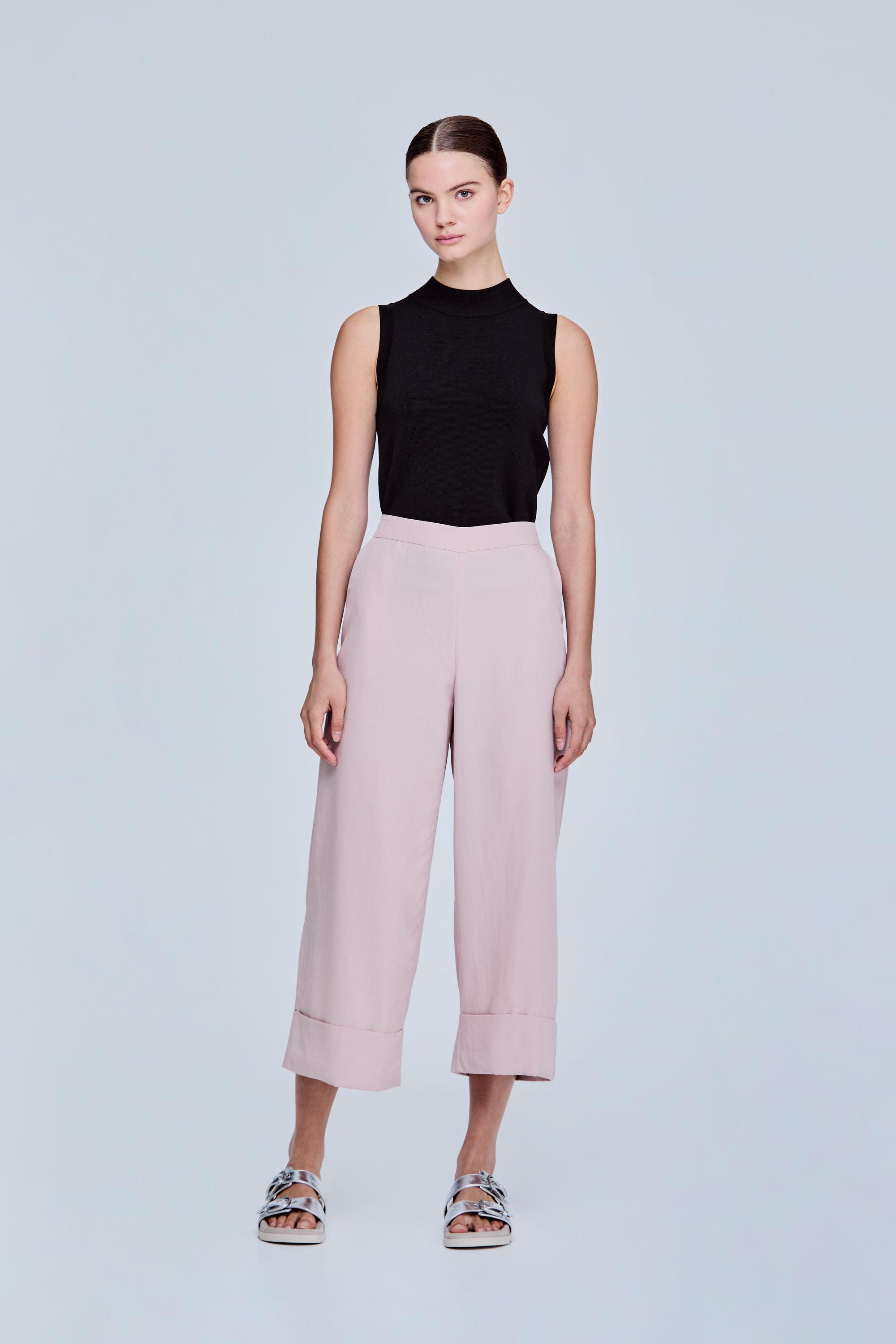 color:BLUSH
