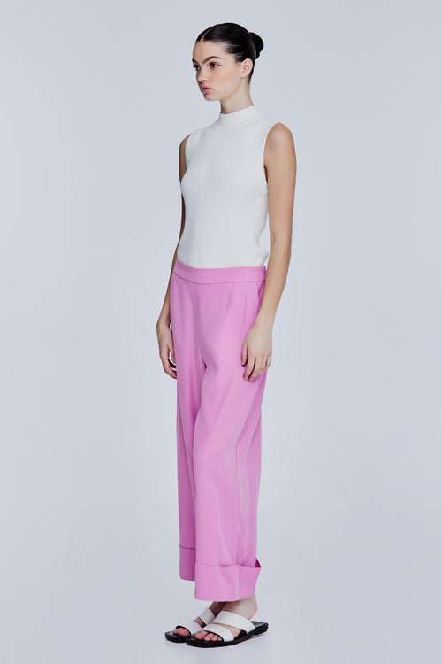 color:FUCHSIA