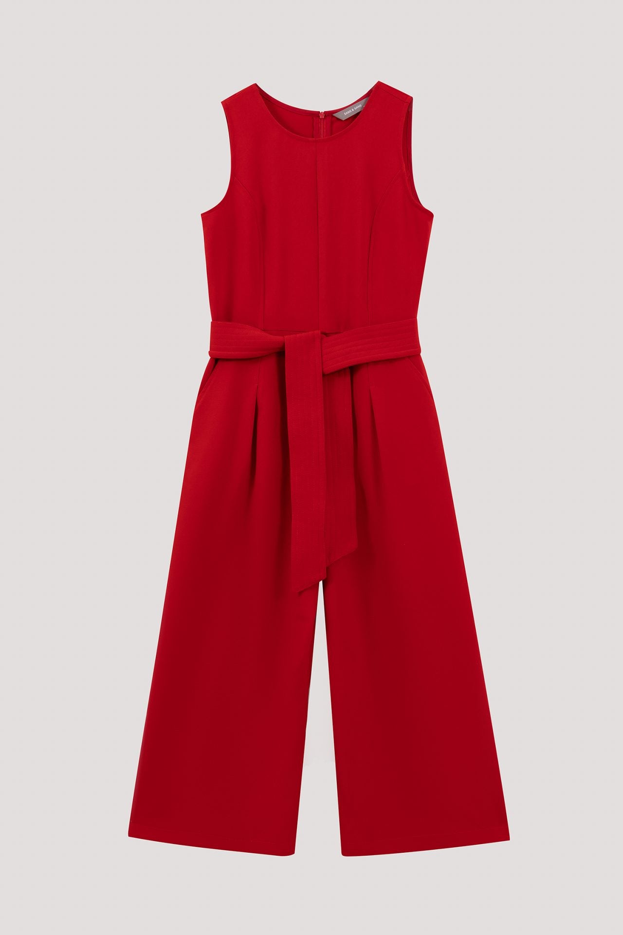 color:RED