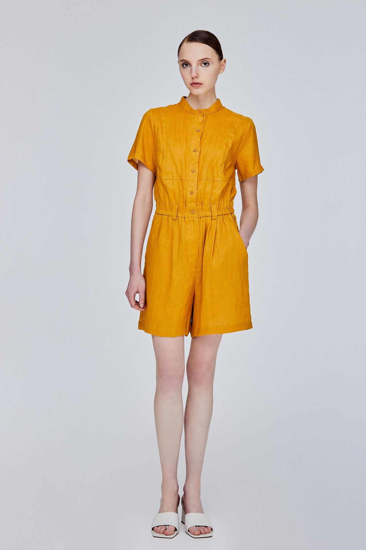 color:MARIGOLD