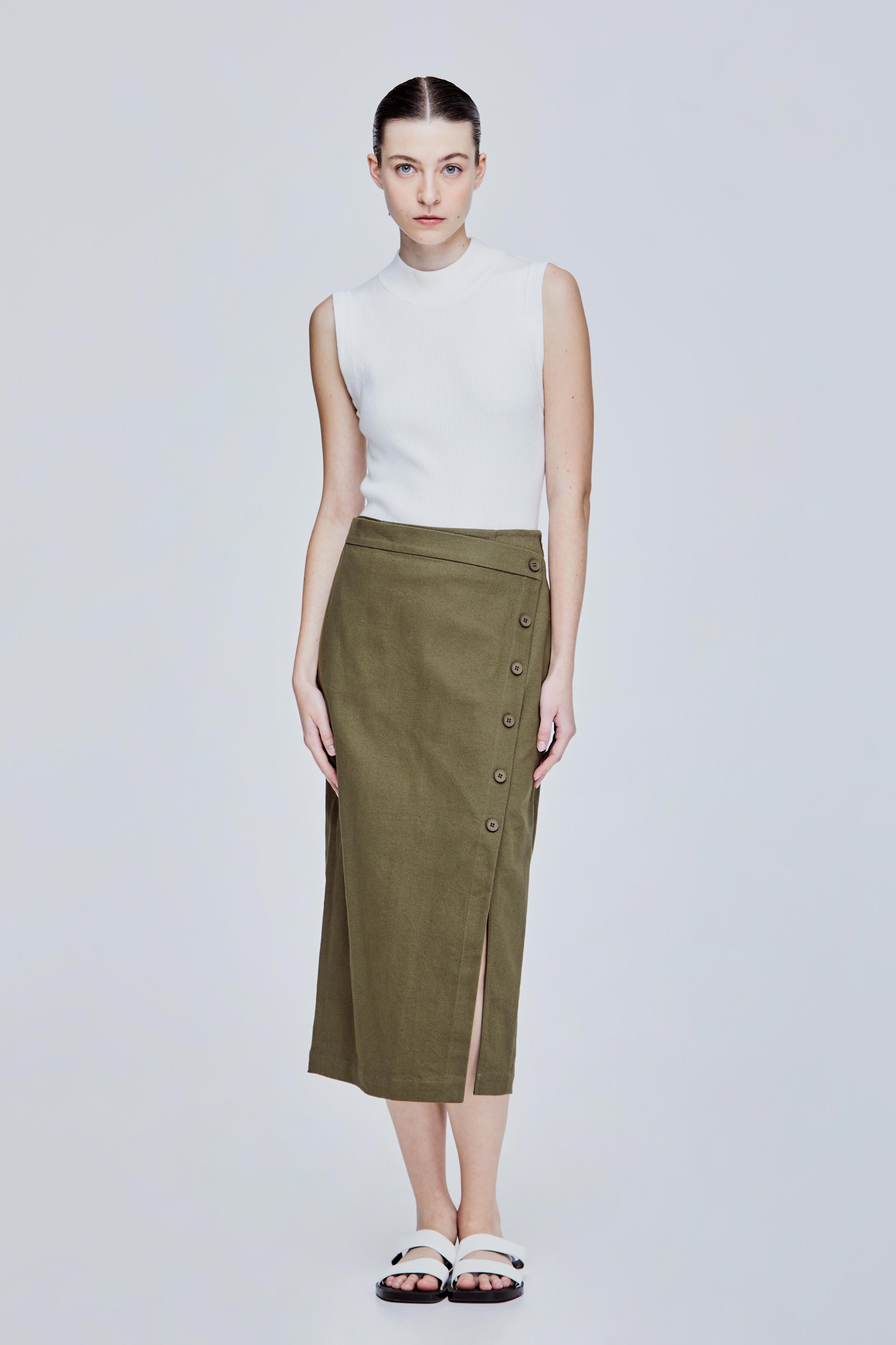 color:ARMY GREEN