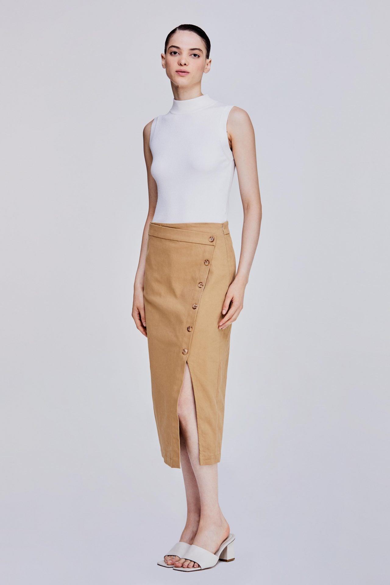color:CAMEL