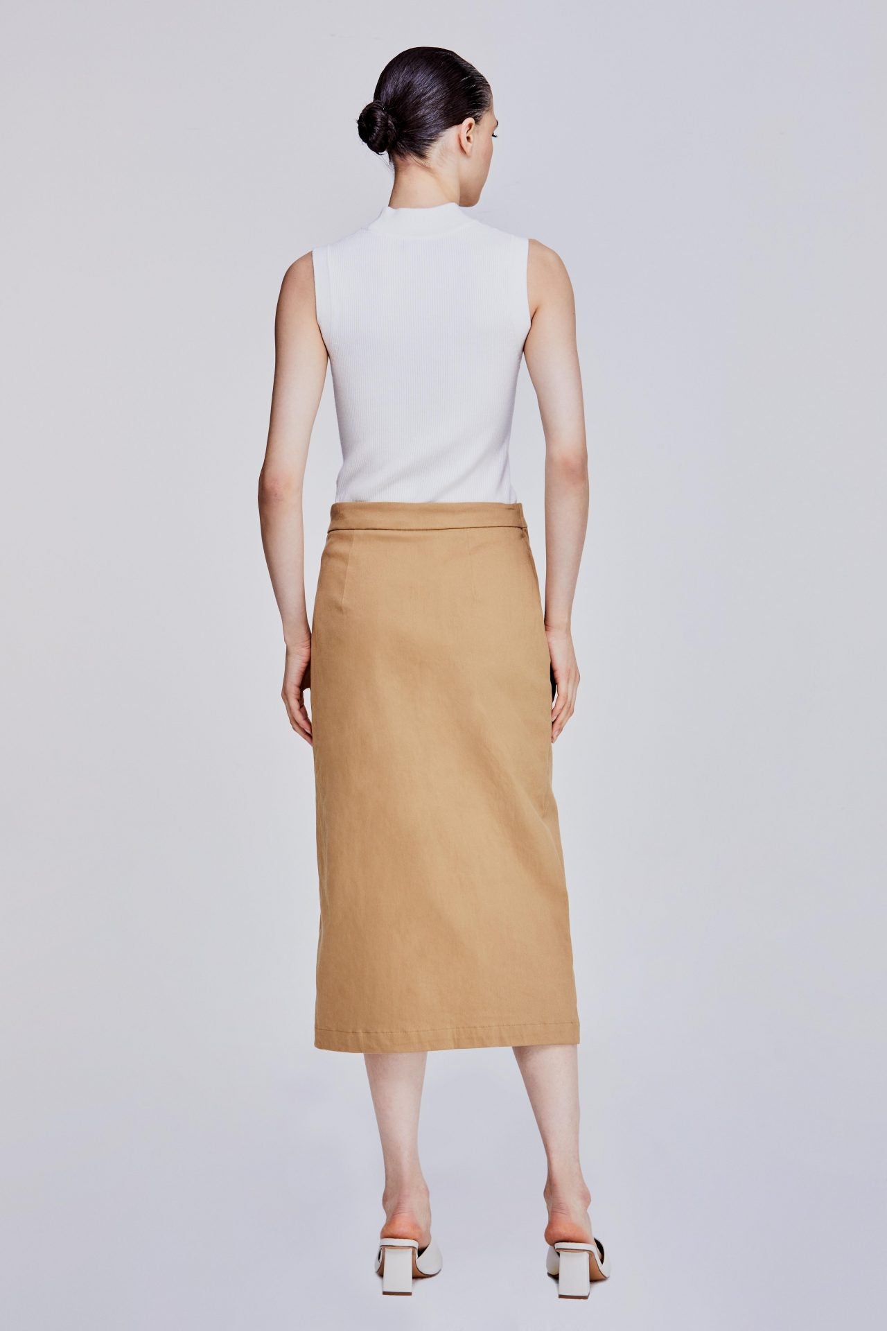 color:CAMEL