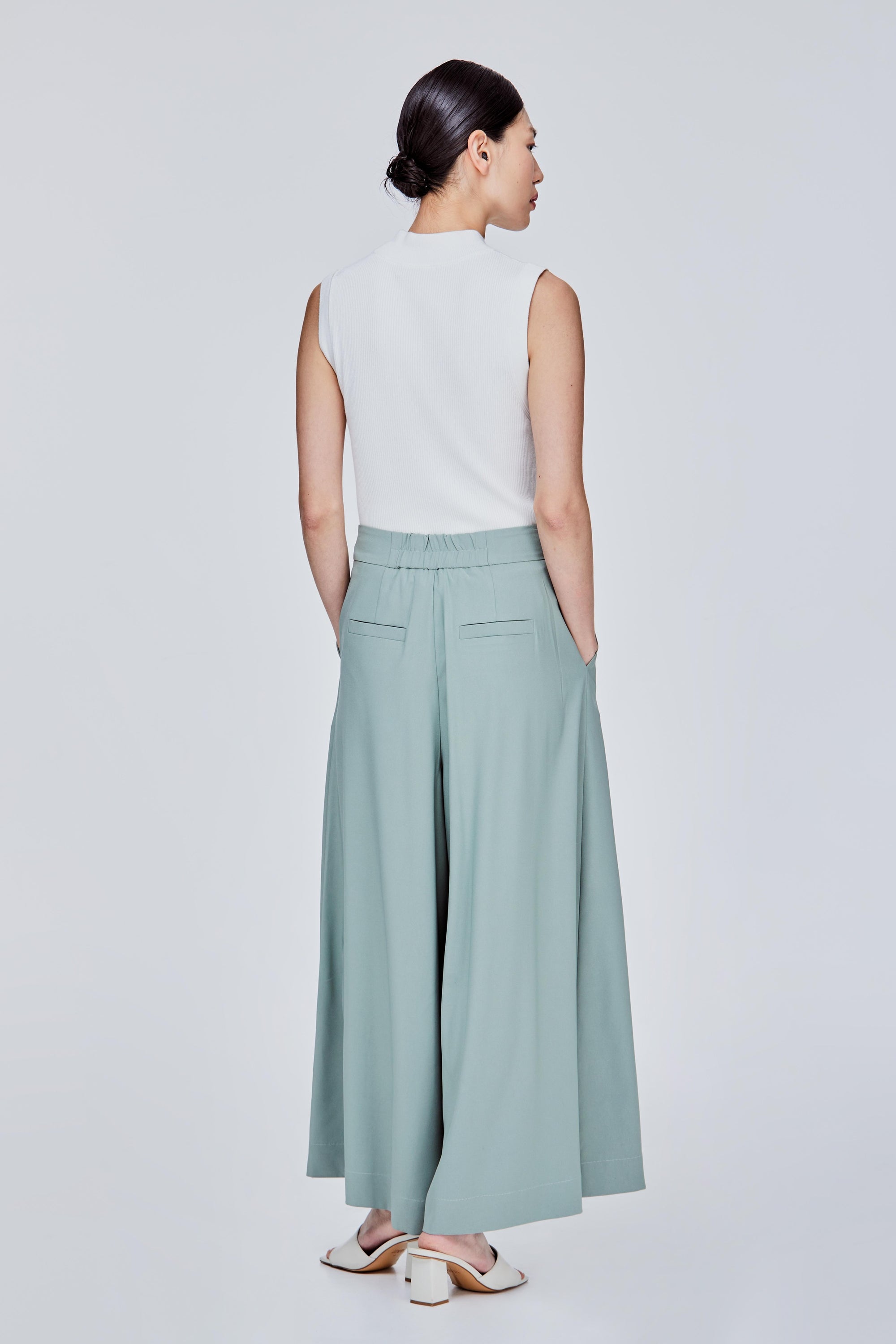 color:SAGE