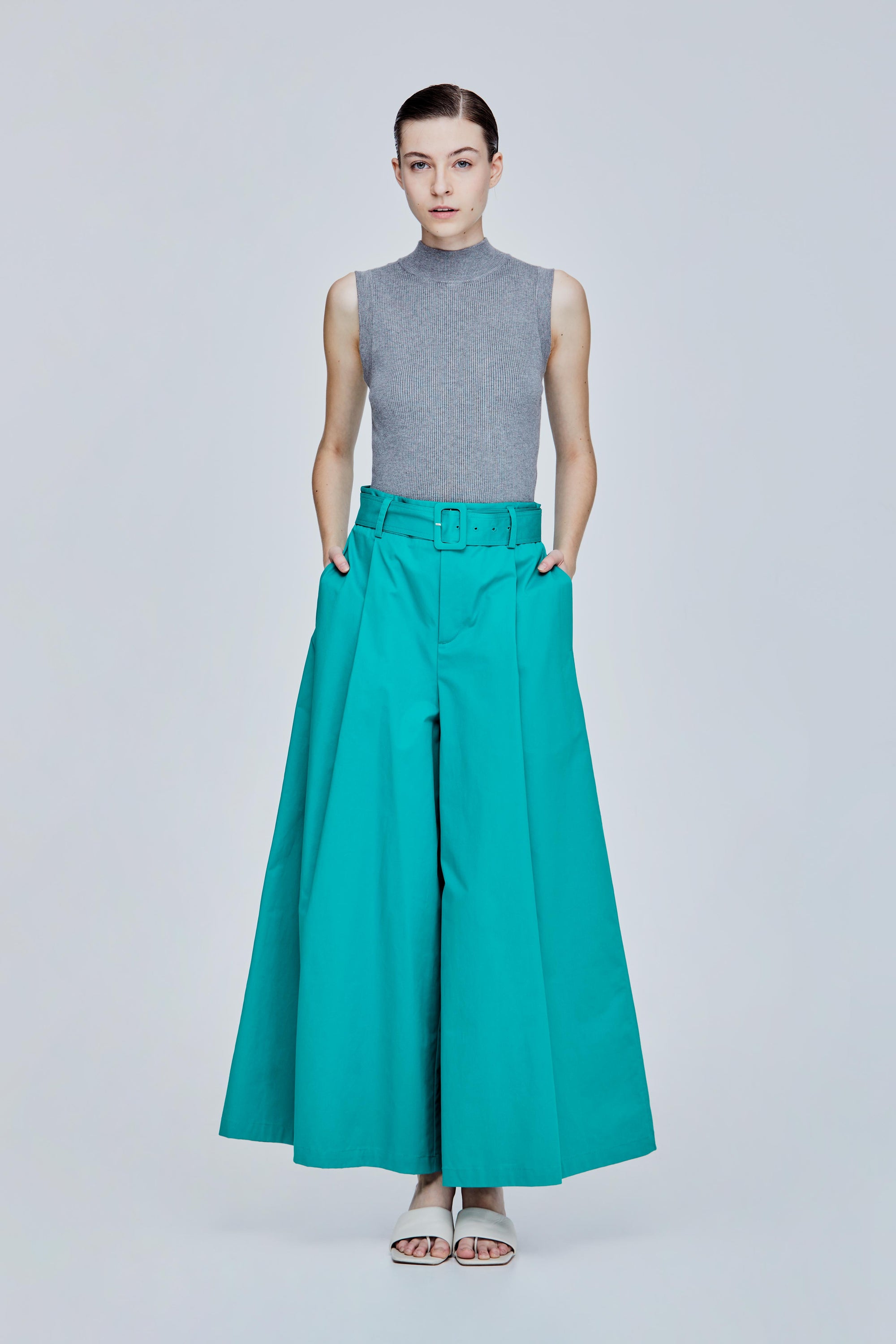 color:TURQUOISE