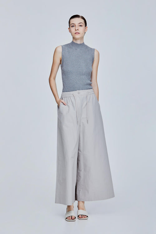color:LIGHT GREY