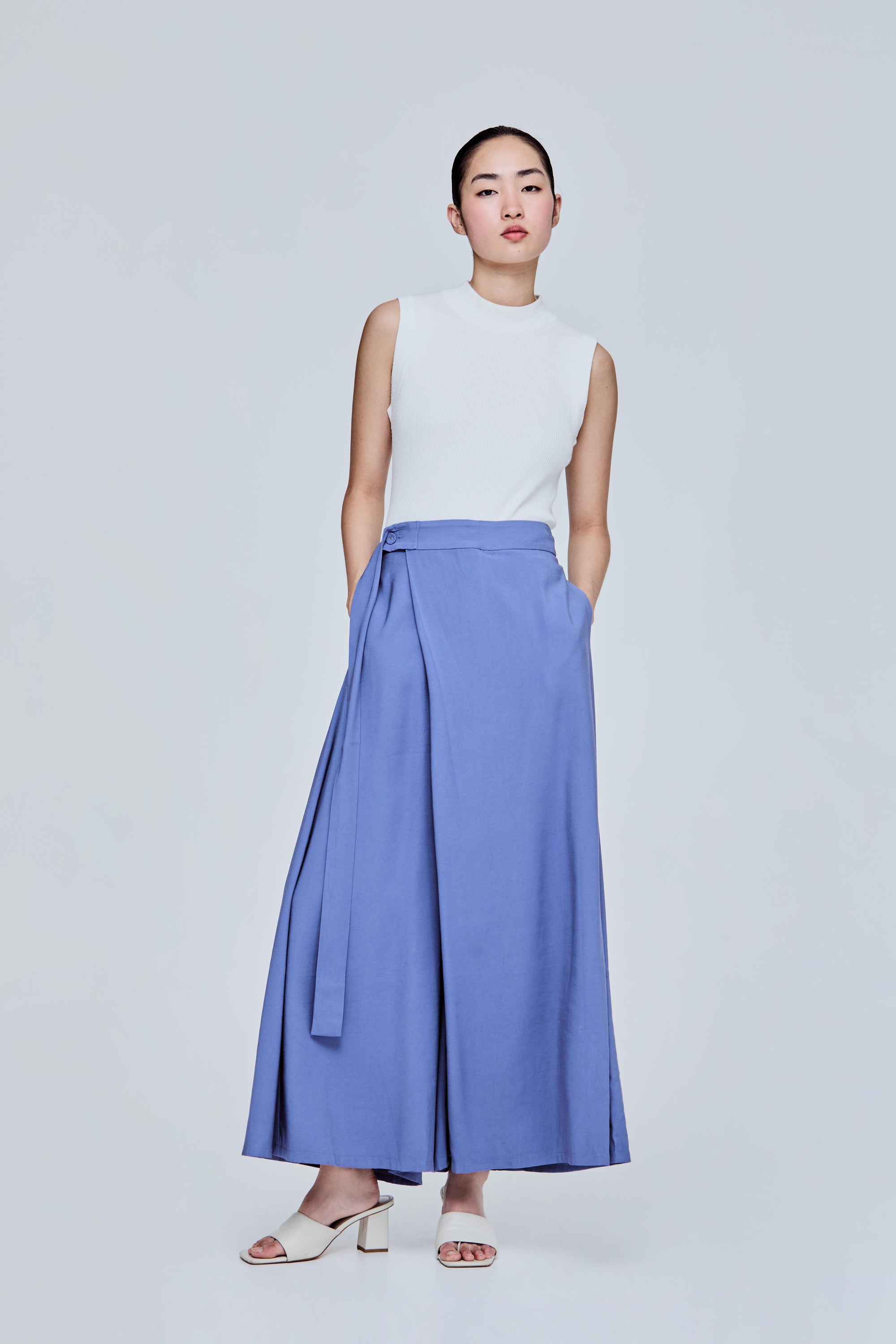 color:DENIM BLUE