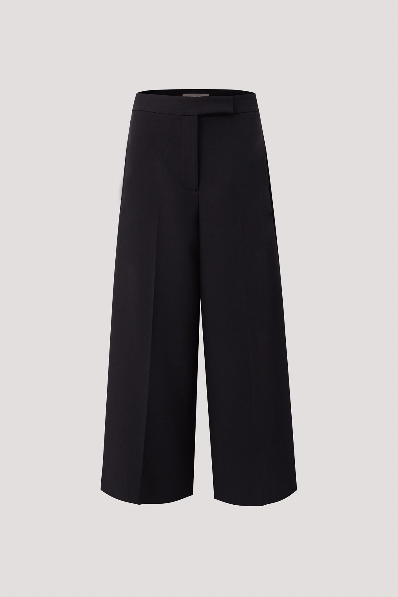 color:NOIR