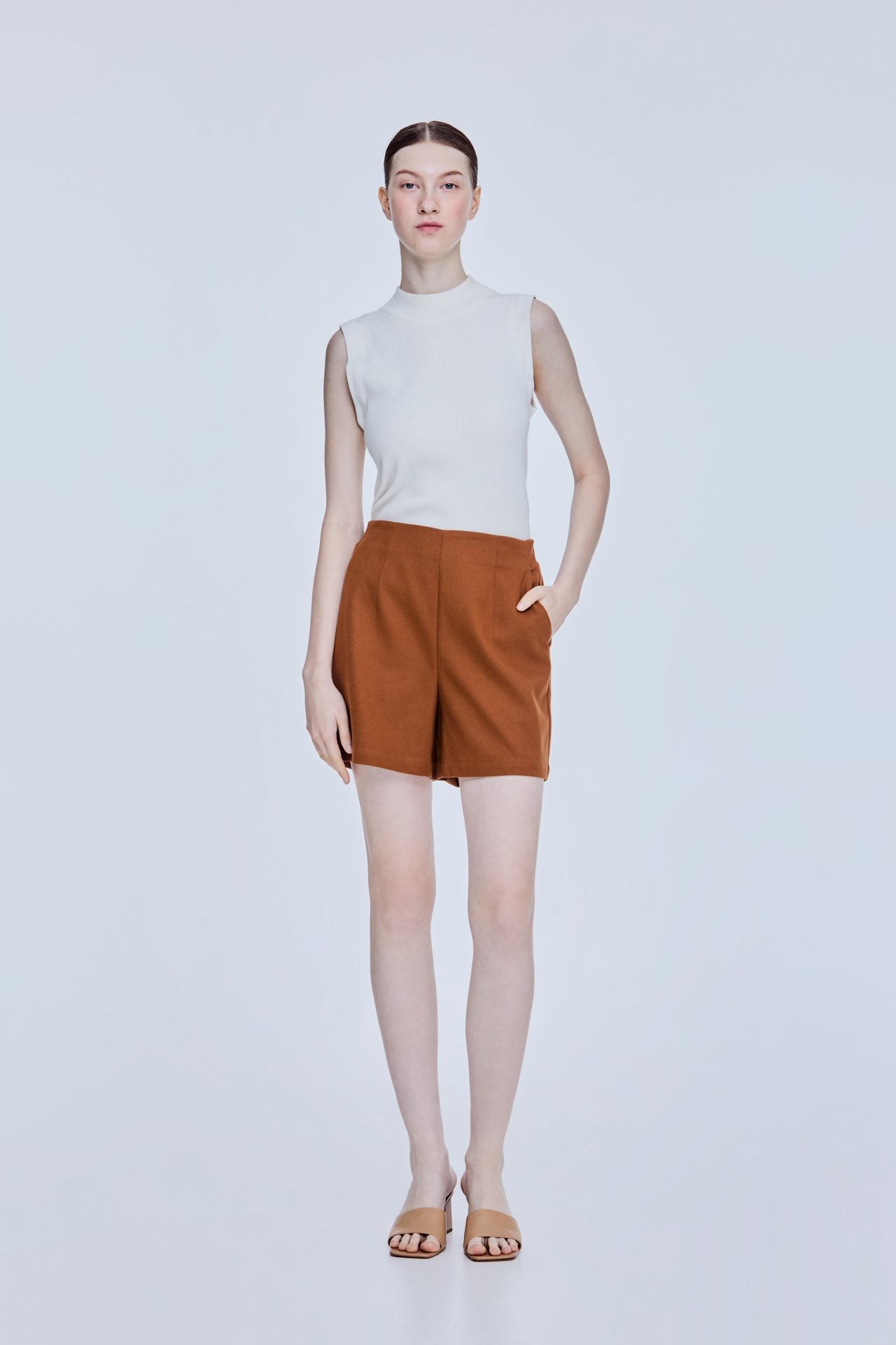 color:CAMEL