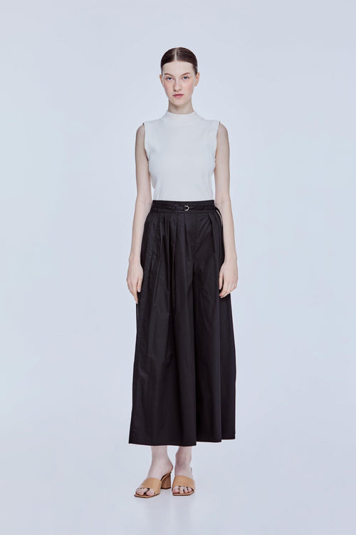 color:NOIR