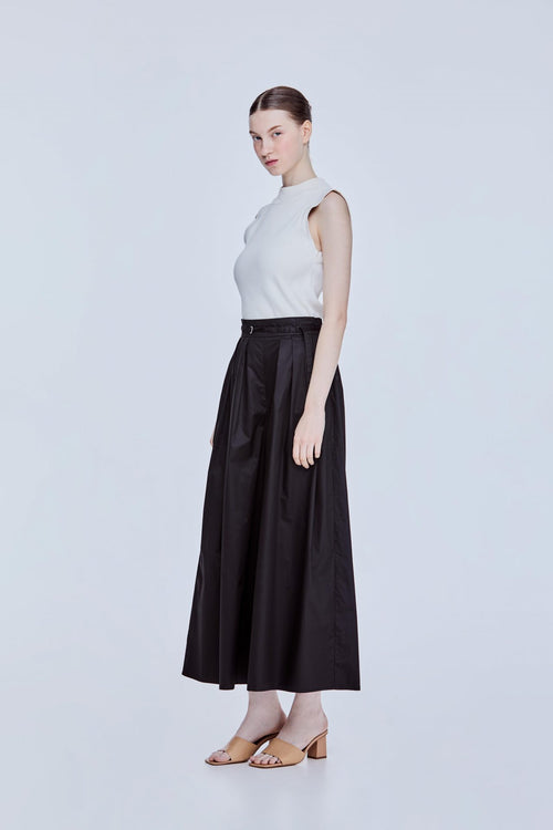 color:NOIR