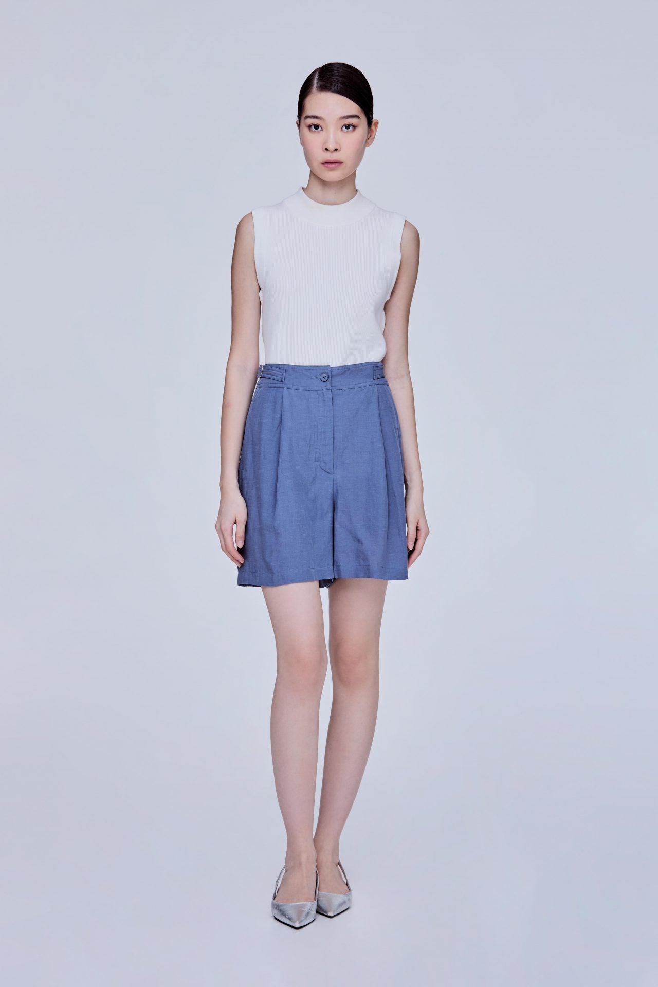 color:STEEL BLUE