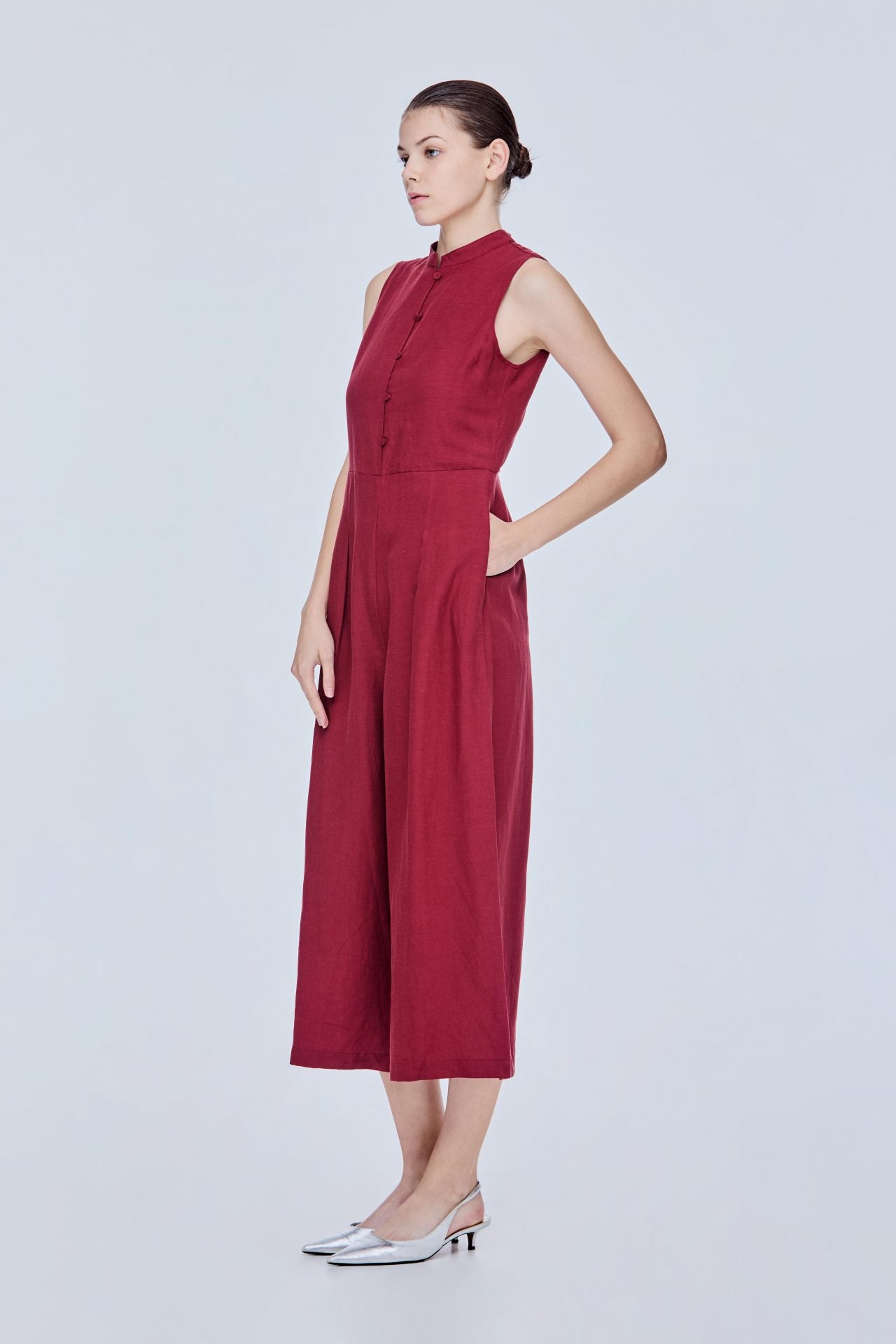 color:DARK RED