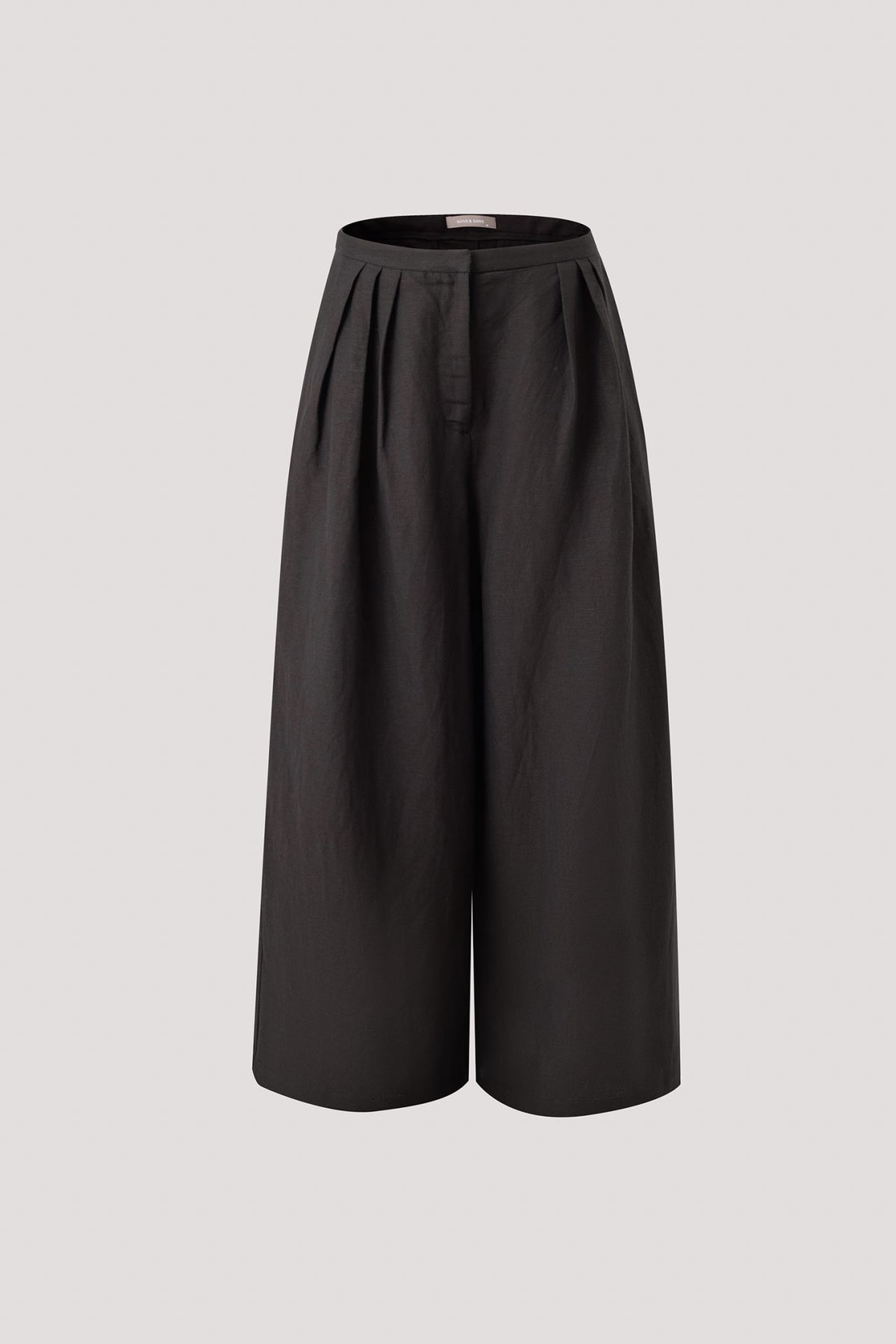 color:NOIR