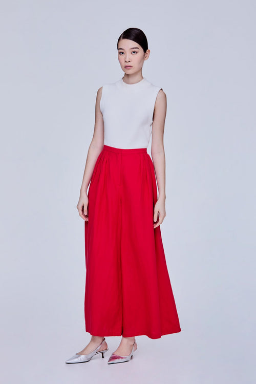 color:RED