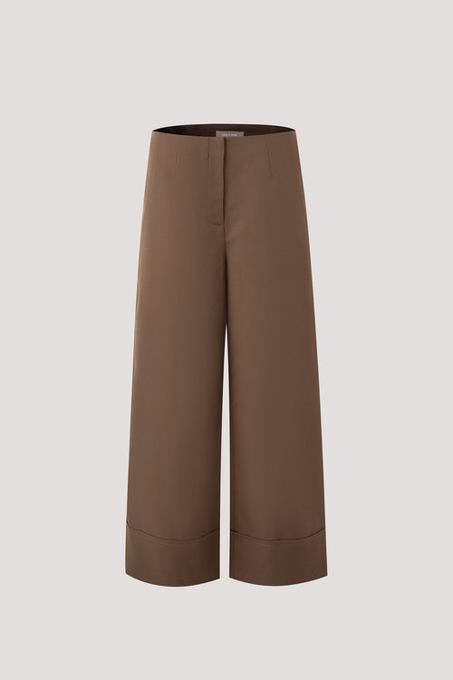 color:DARK BROWN