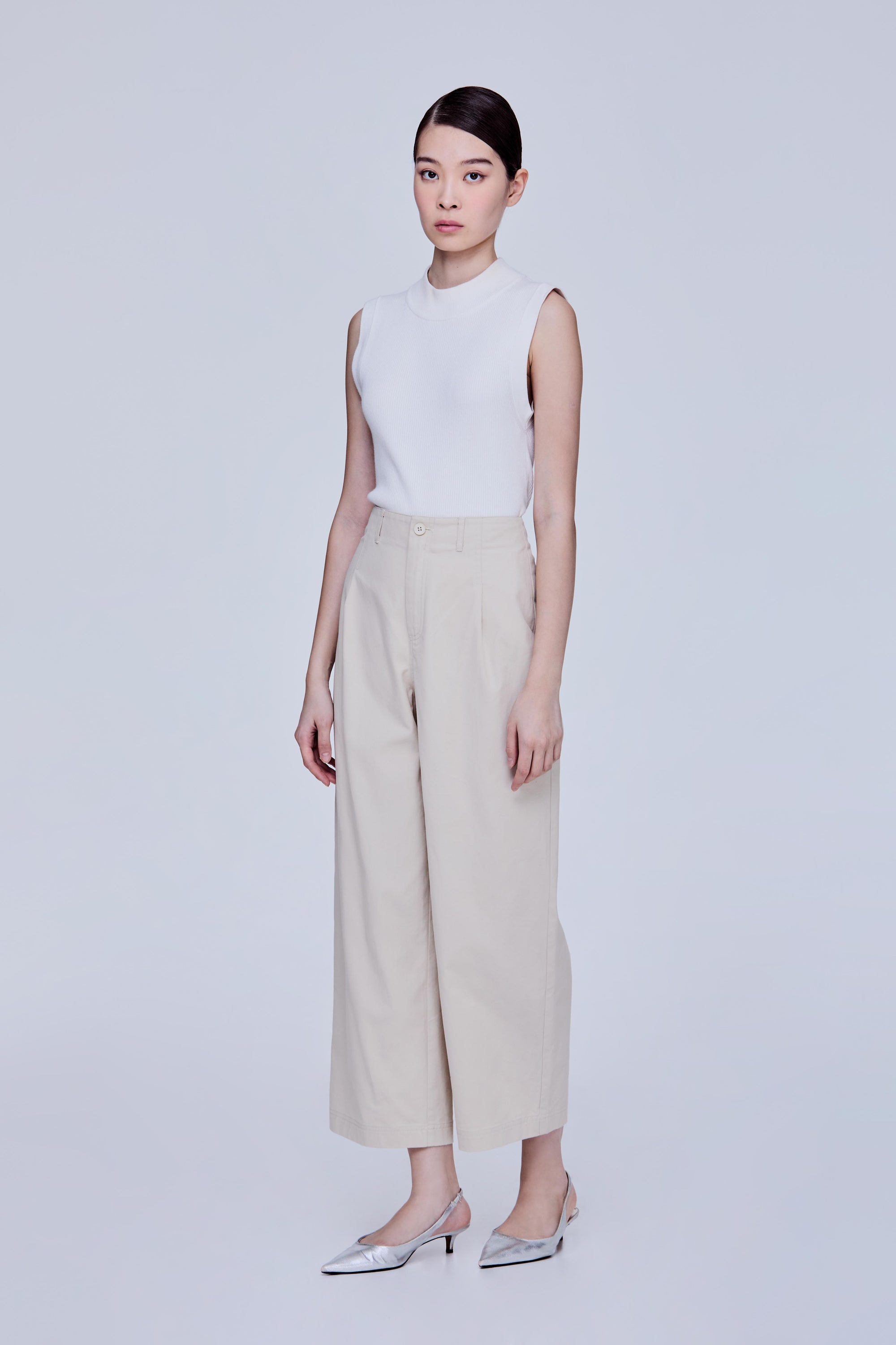 color:TAUPE
