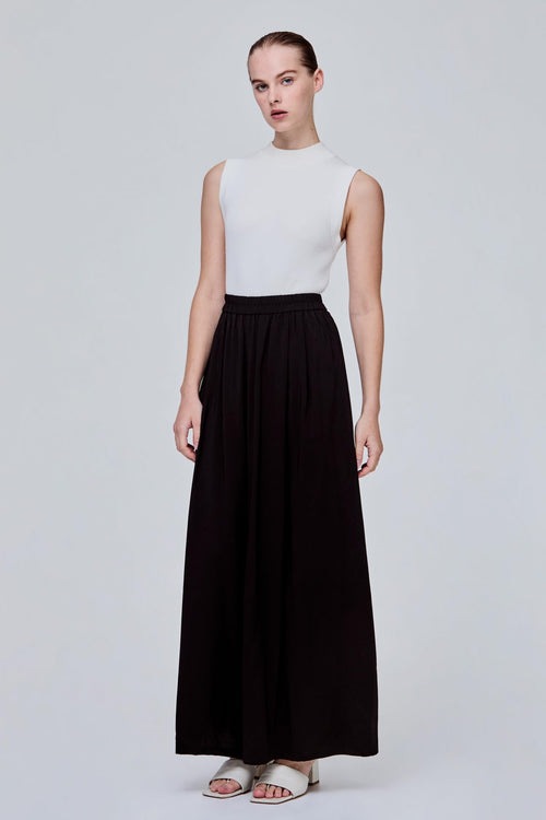 color:NOIR