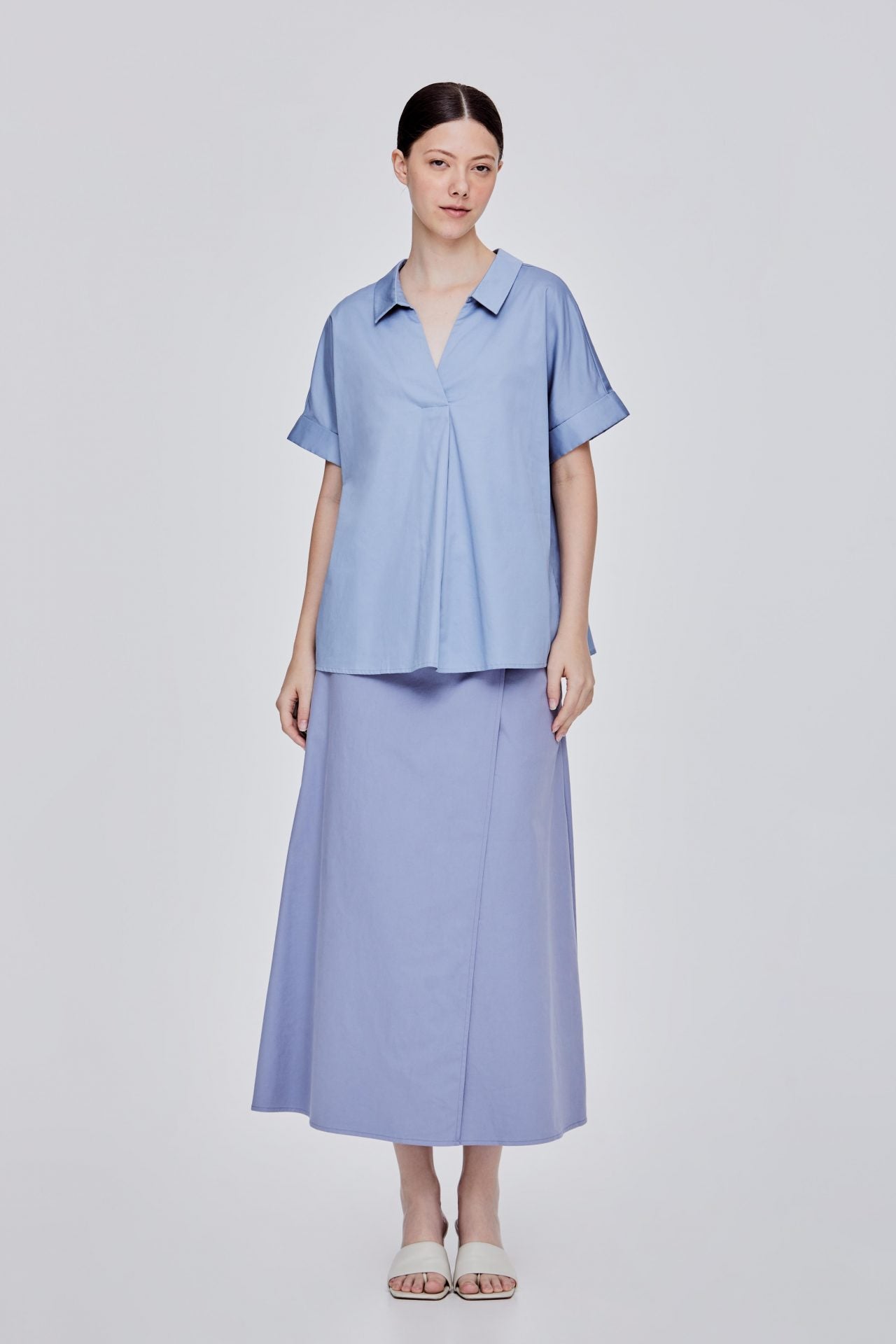 color:STEEL BLUE