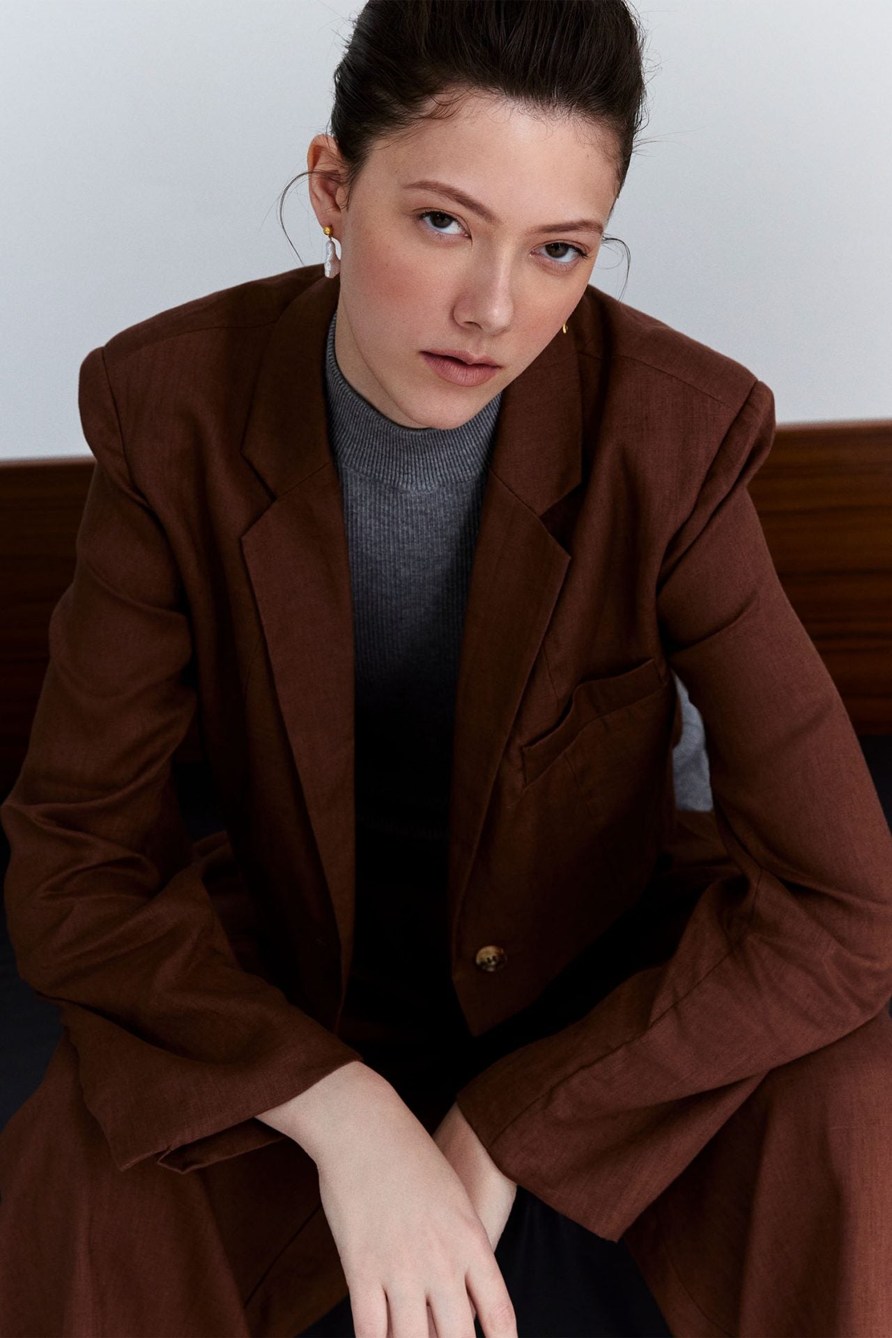 color:BROWN