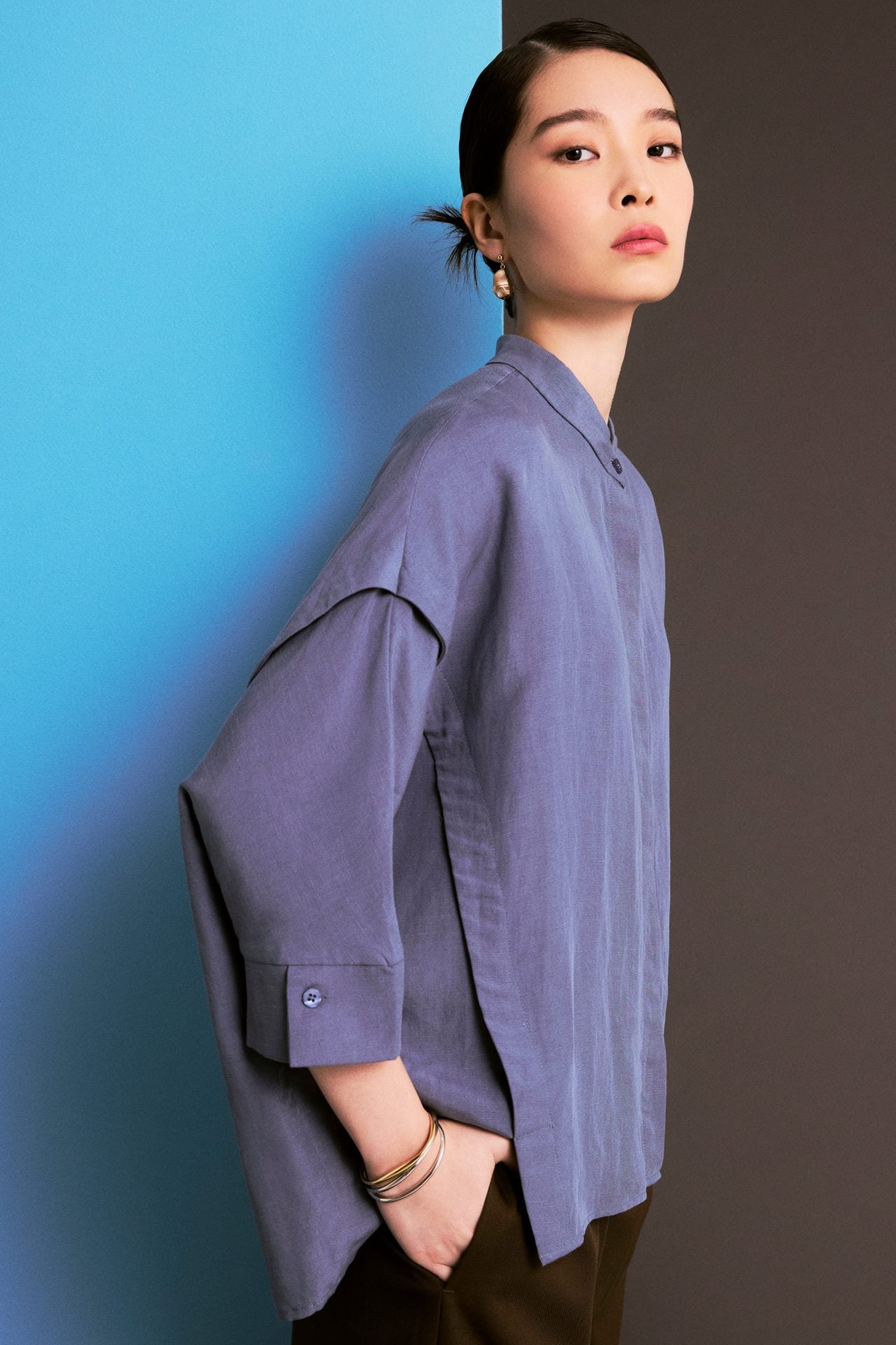 color:STEEL BLUE