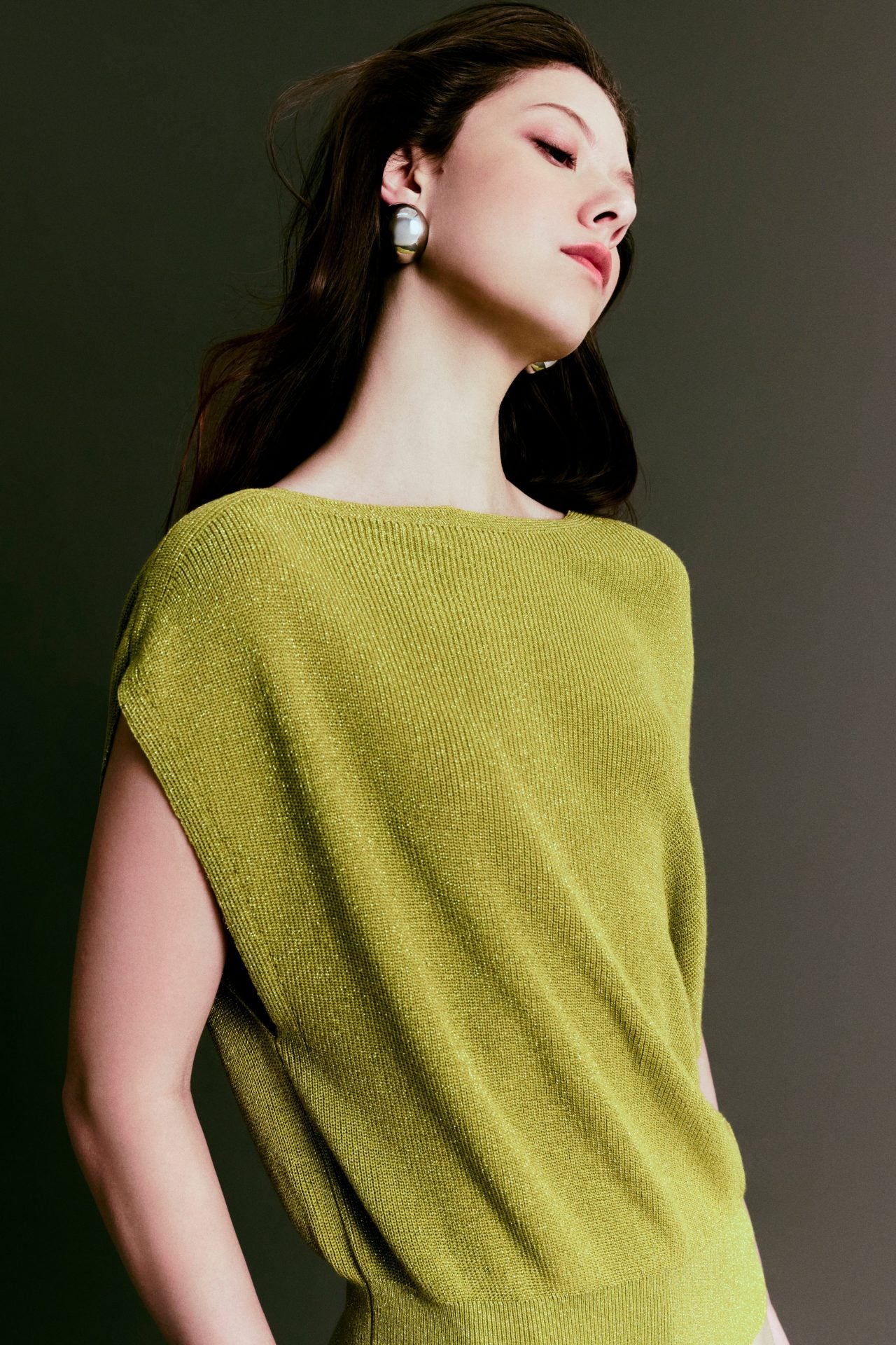 color:LIME