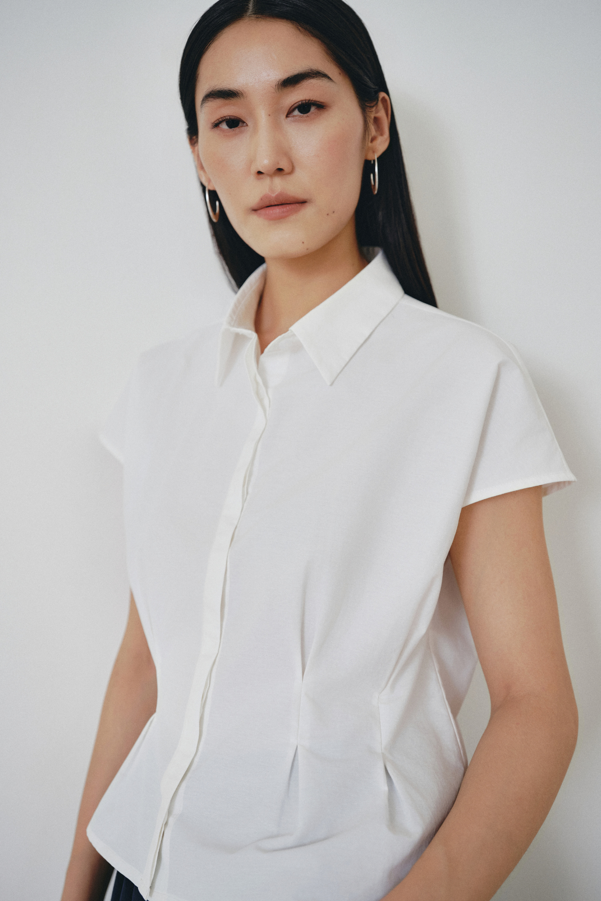 color:IVORY