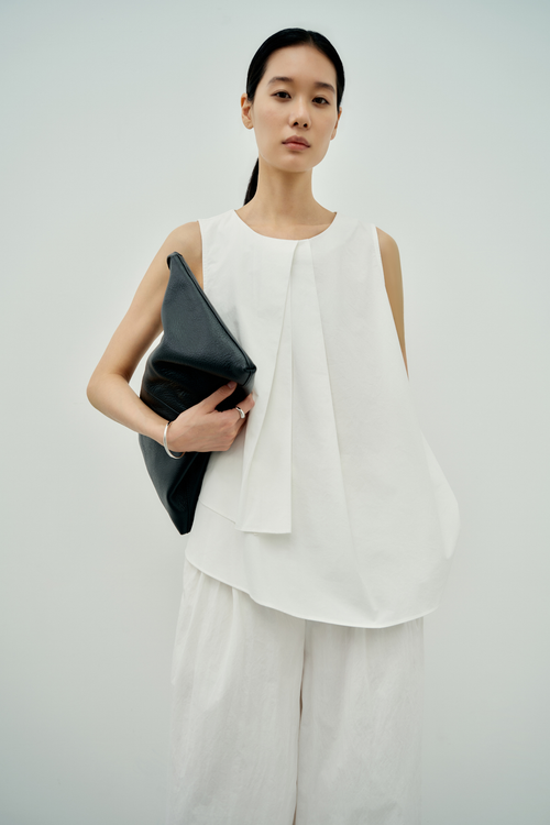 color:IVORY