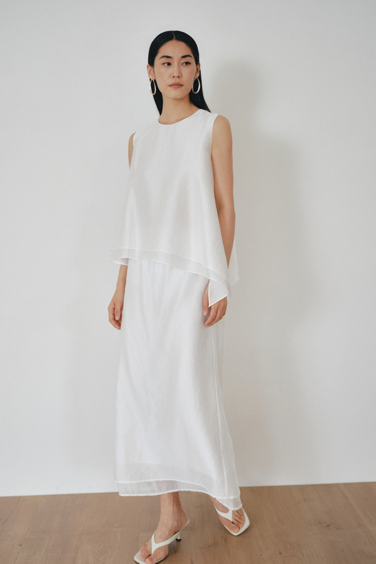 color:IVORY