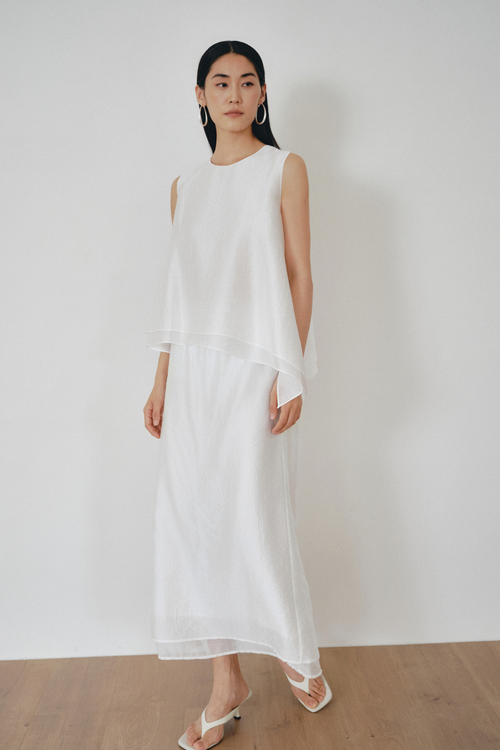 color:IVORY