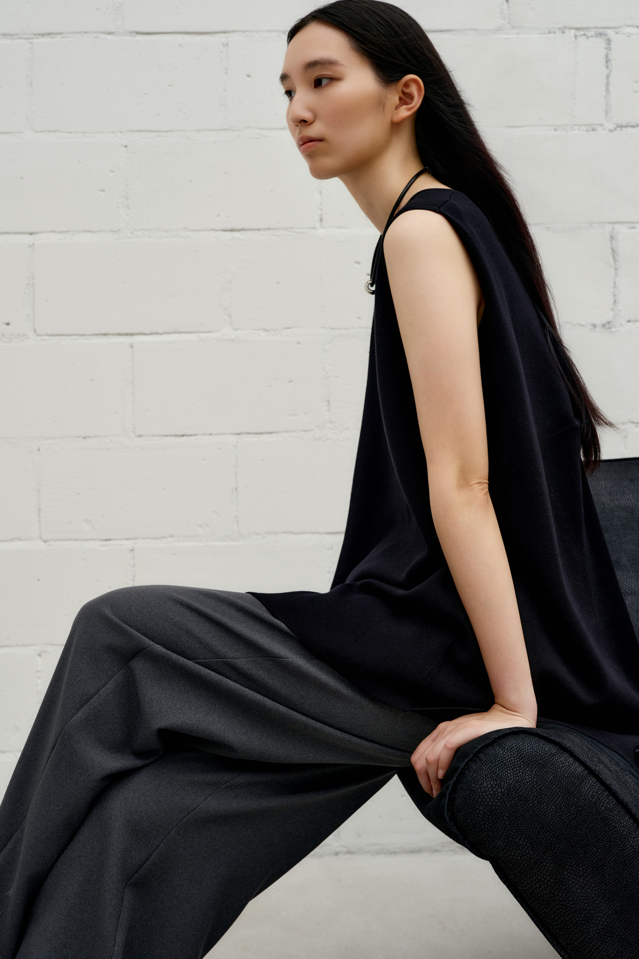 color:NOIR