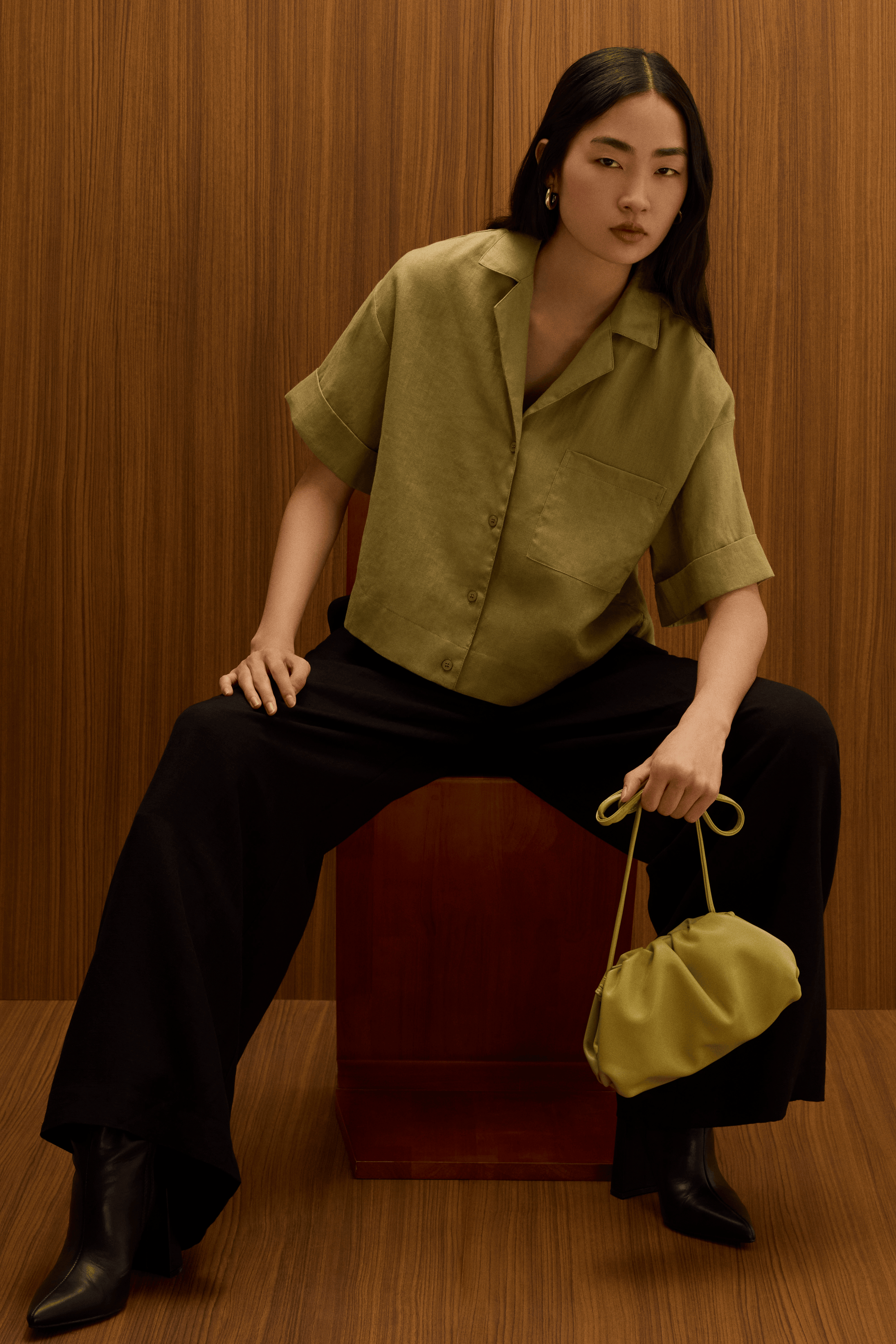 color:OLIVE