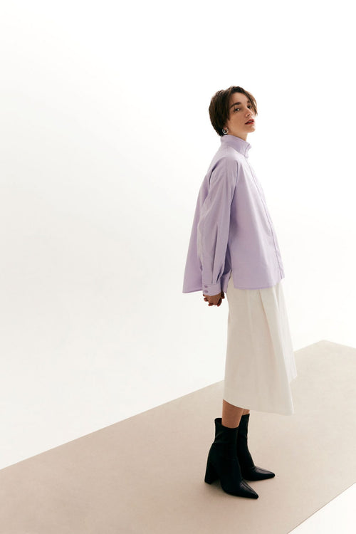 color:LAVENDER