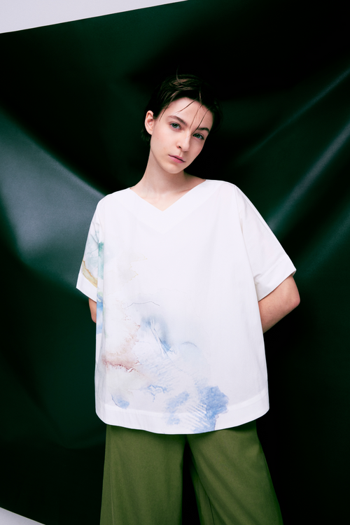 color:IVORY