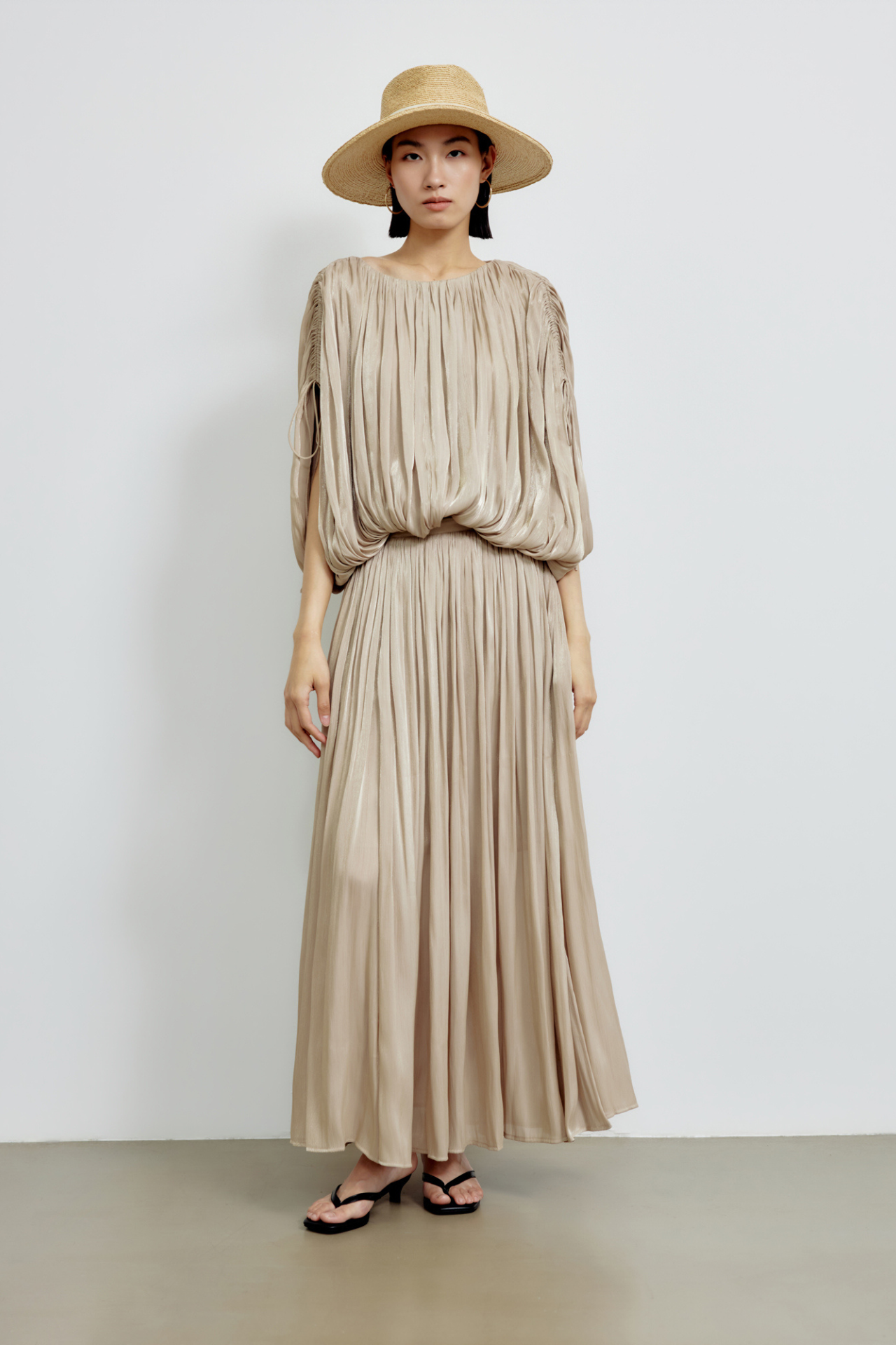 color:SAND