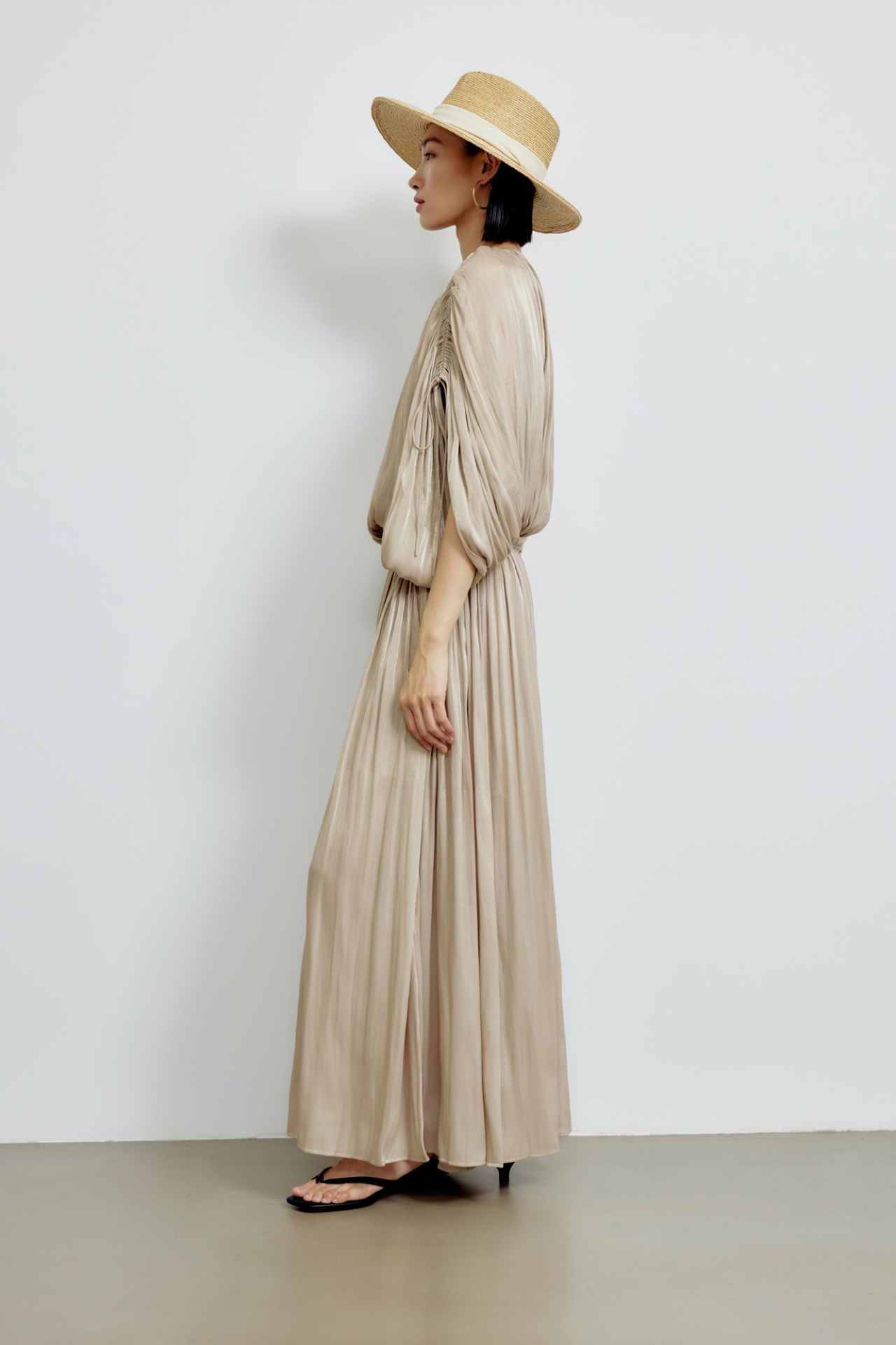 color:SAND