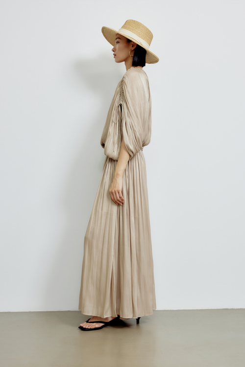 color:SAND