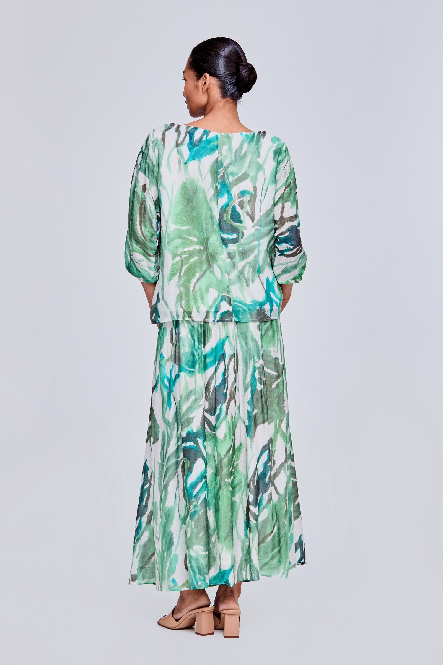 color:GREEN FLORAL