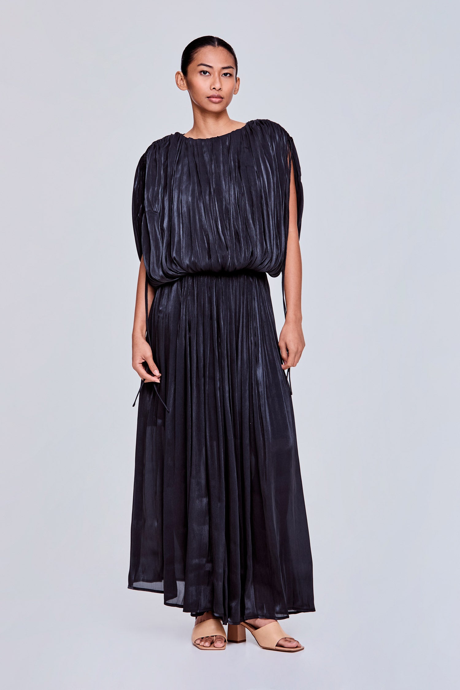 color:NOIR