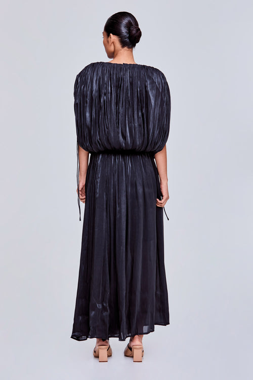 color:NOIR